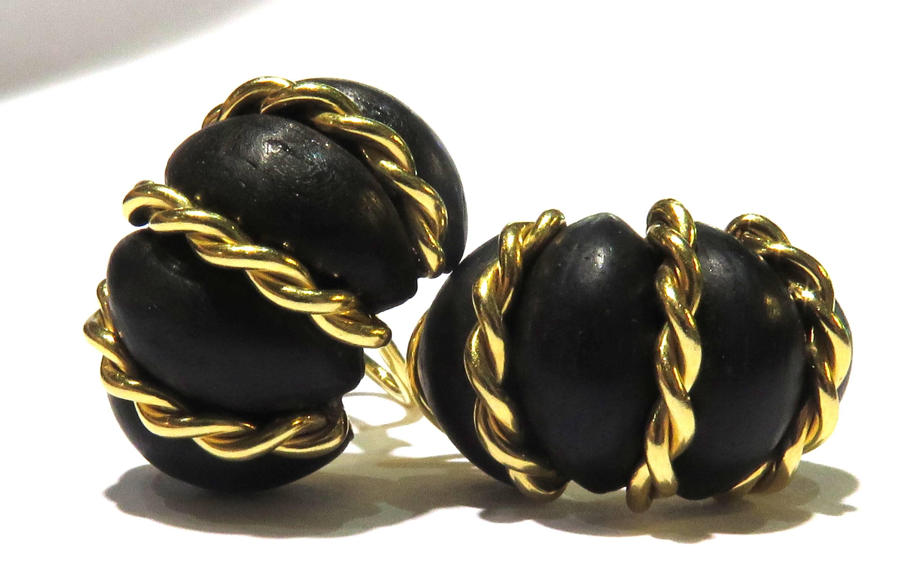 Seaman Schepps Gold Carved Ebony Wood Twisted Rope Shrimp Earclips 3