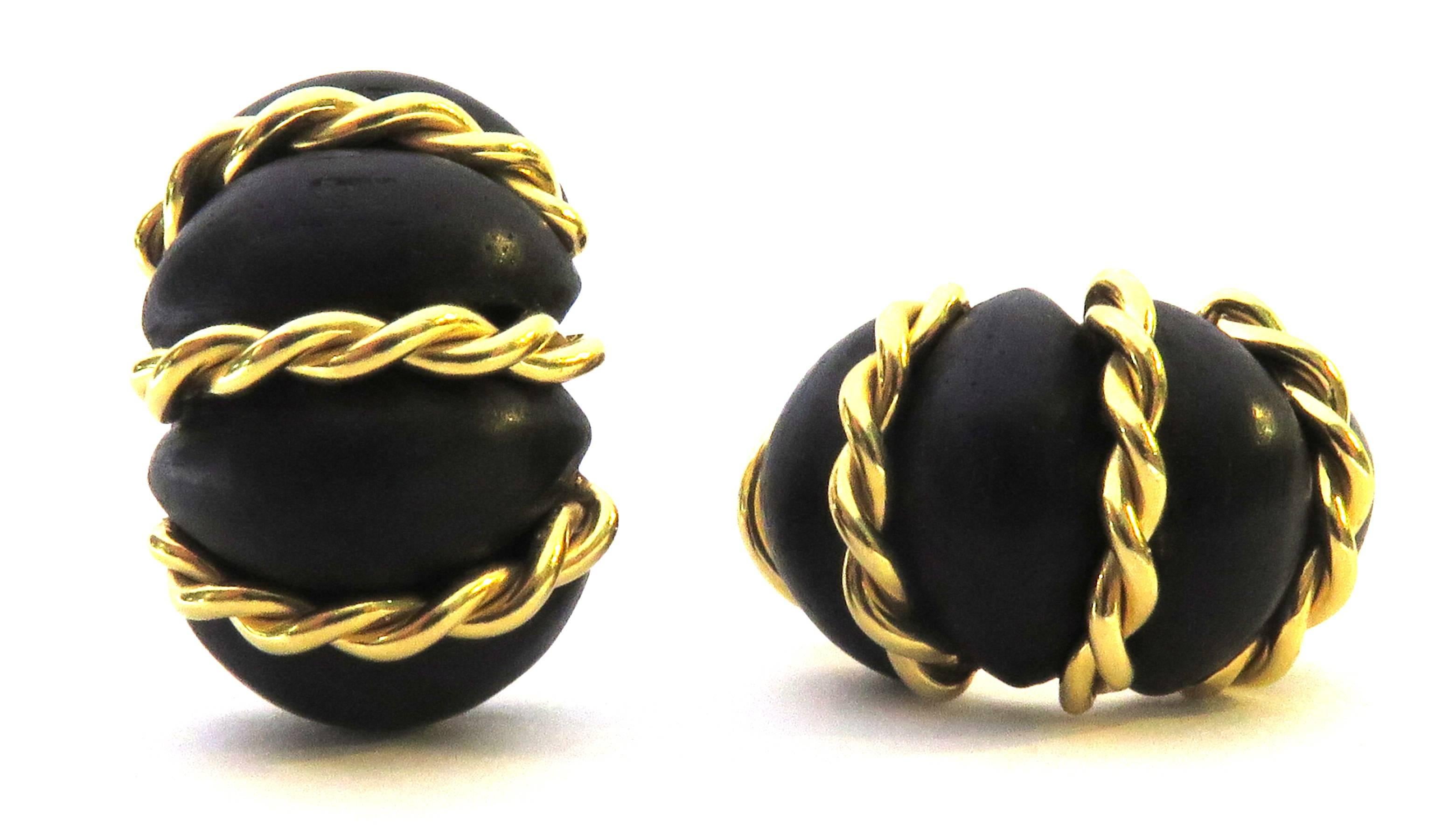 Seaman Schepps Gold Carved Ebony Wood Twisted Rope Shrimp Earclips 4