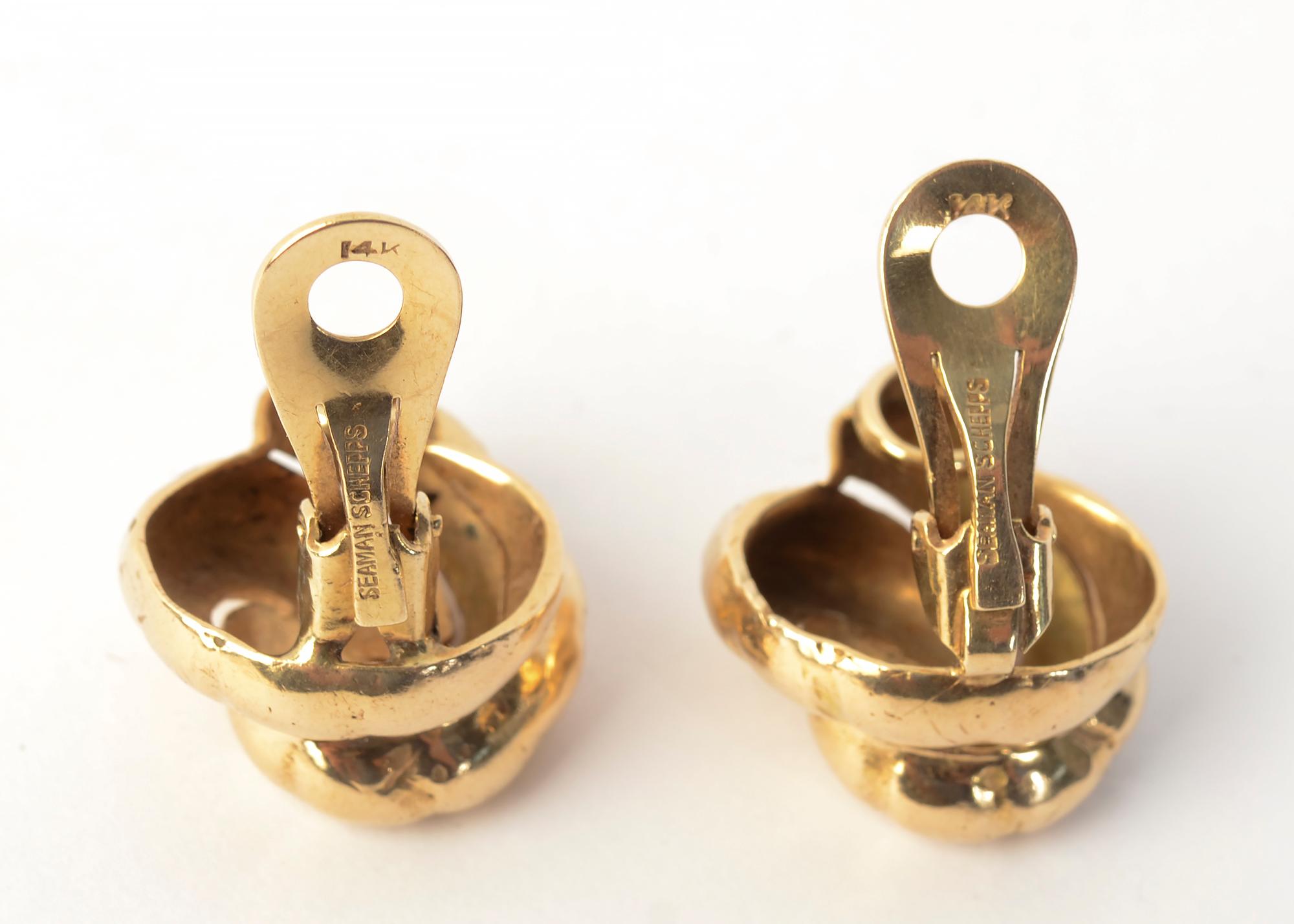 Seaman Schepps Gold Swirl Earrings In Excellent Condition For Sale In Darnestown, MD