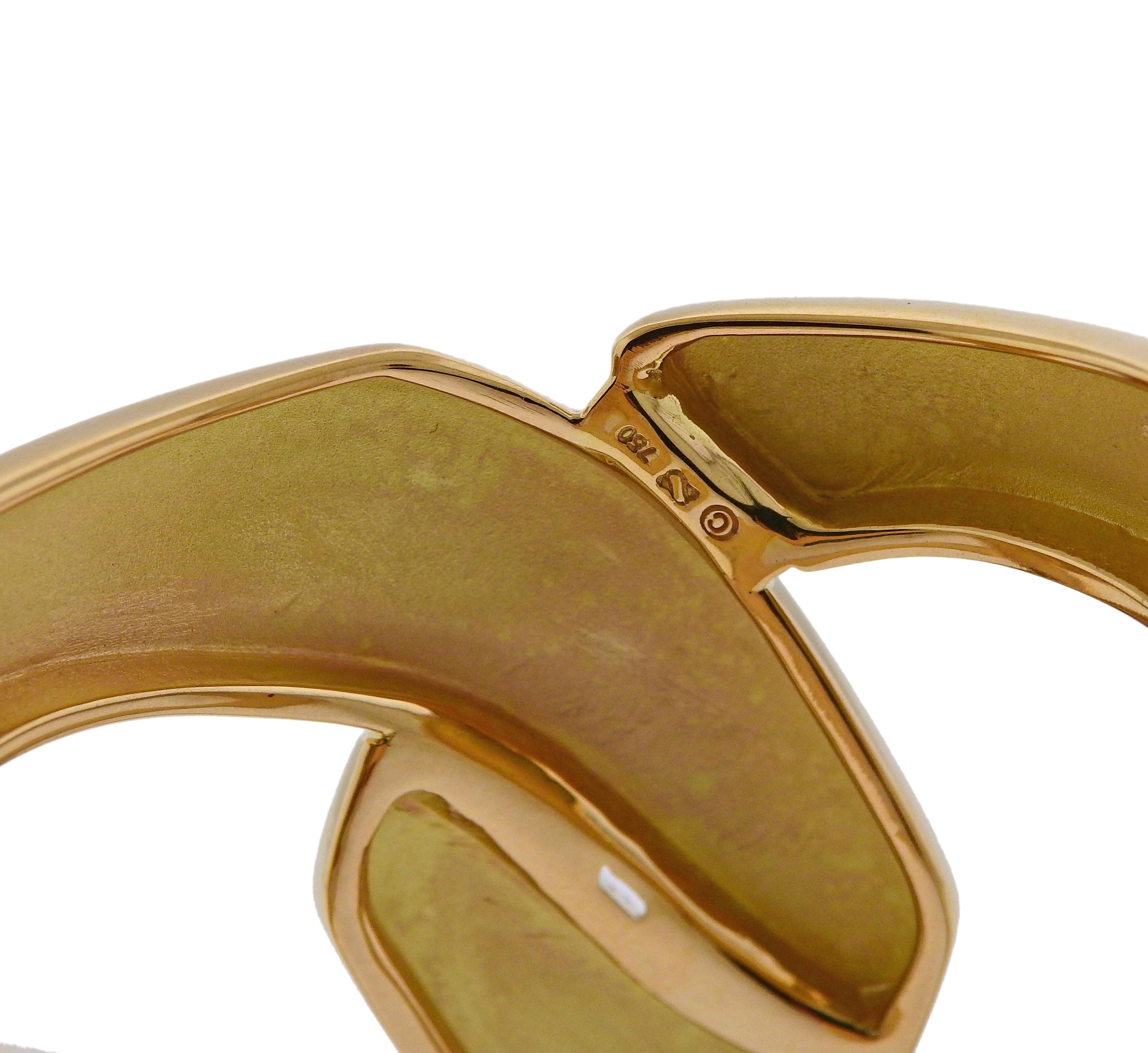 Women's or Men's Seaman Schepps Gold Three Links Cuff Bracelet For Sale