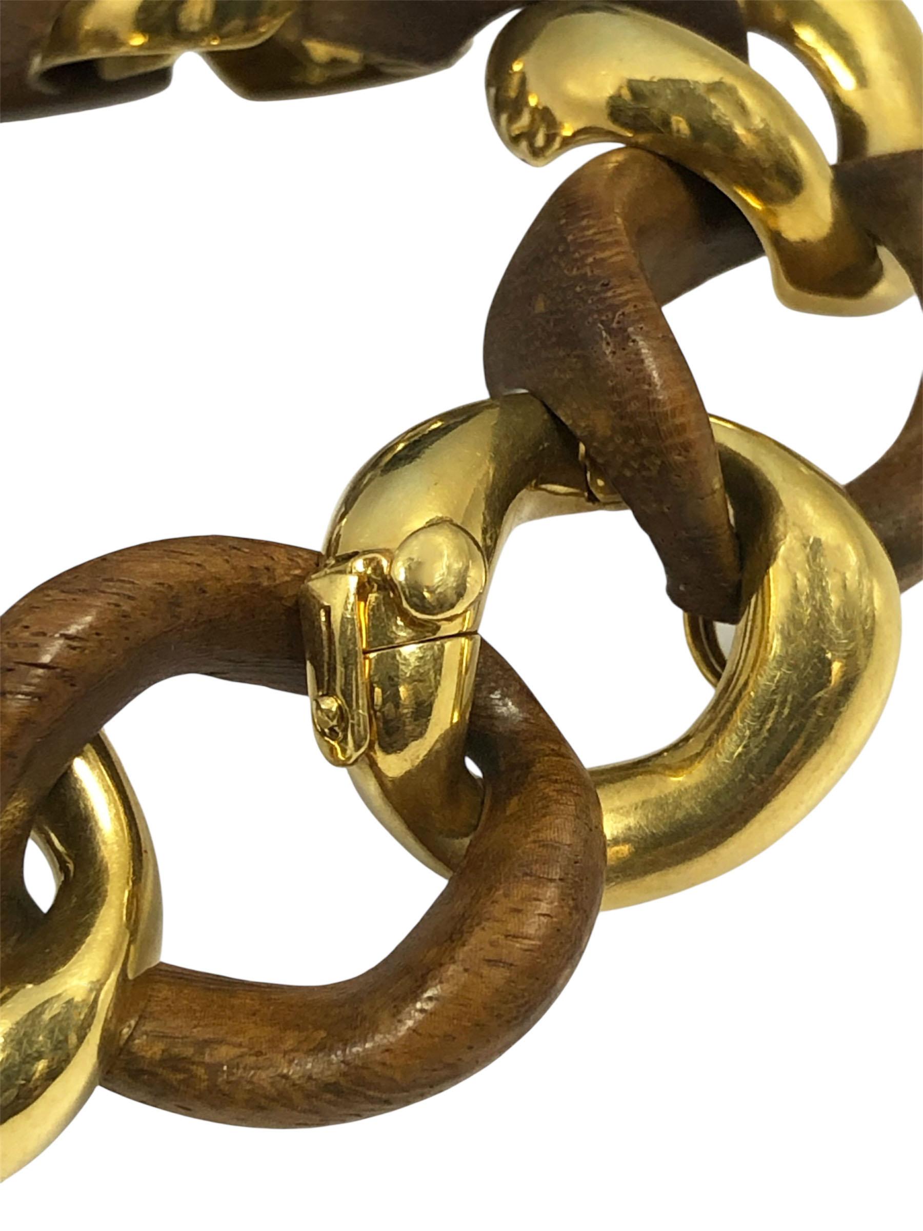 Seaman Schepps Icone Bracelet à maillons en or jaune et bois d'ébène en vente 1