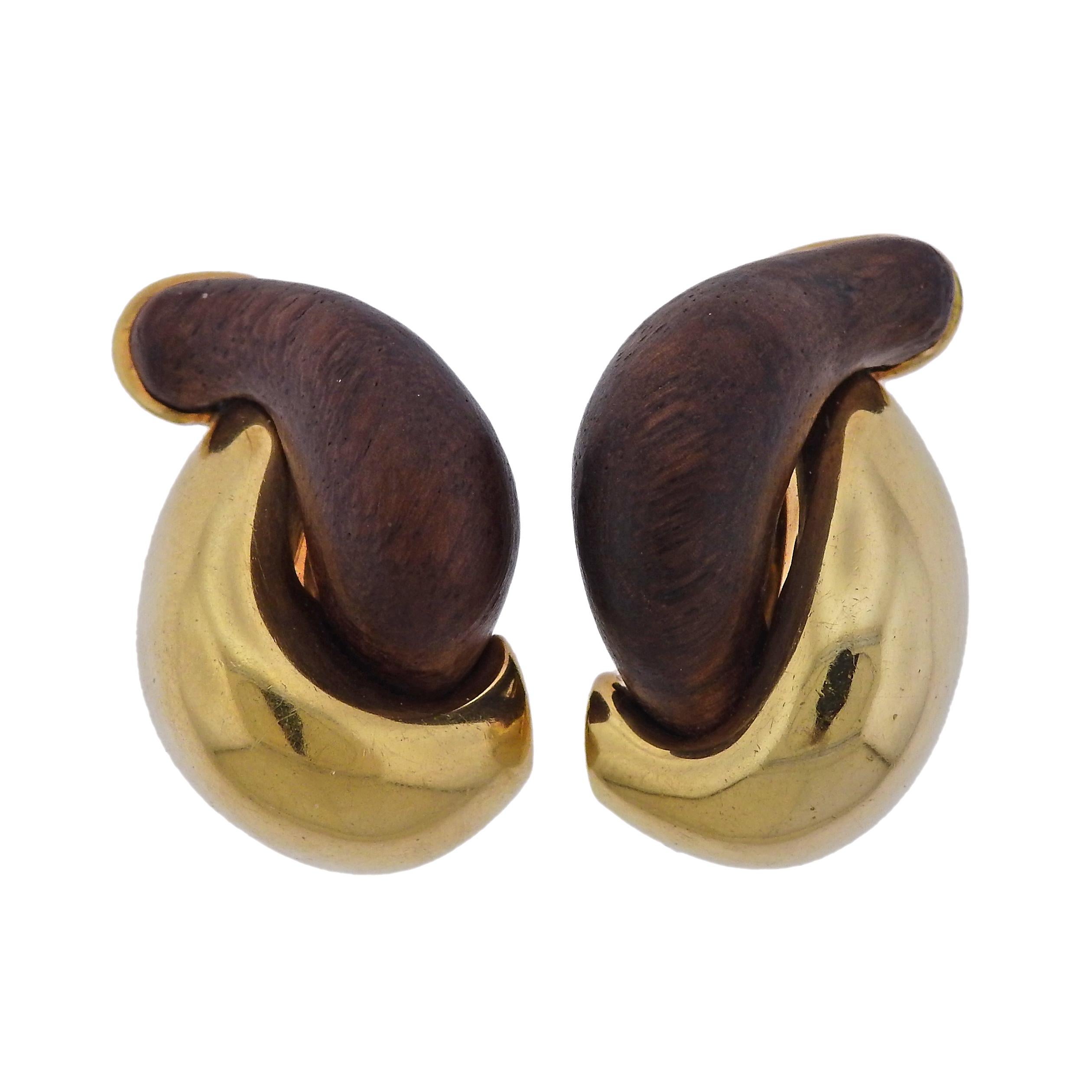 Seaman Schepps Large Half Link Wood Gold Earrings