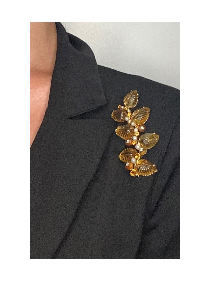 Seaman Schepps New York Brooch 18kt Gold with 82.45 Ctw Diamonds and Gemstones For Sale 6