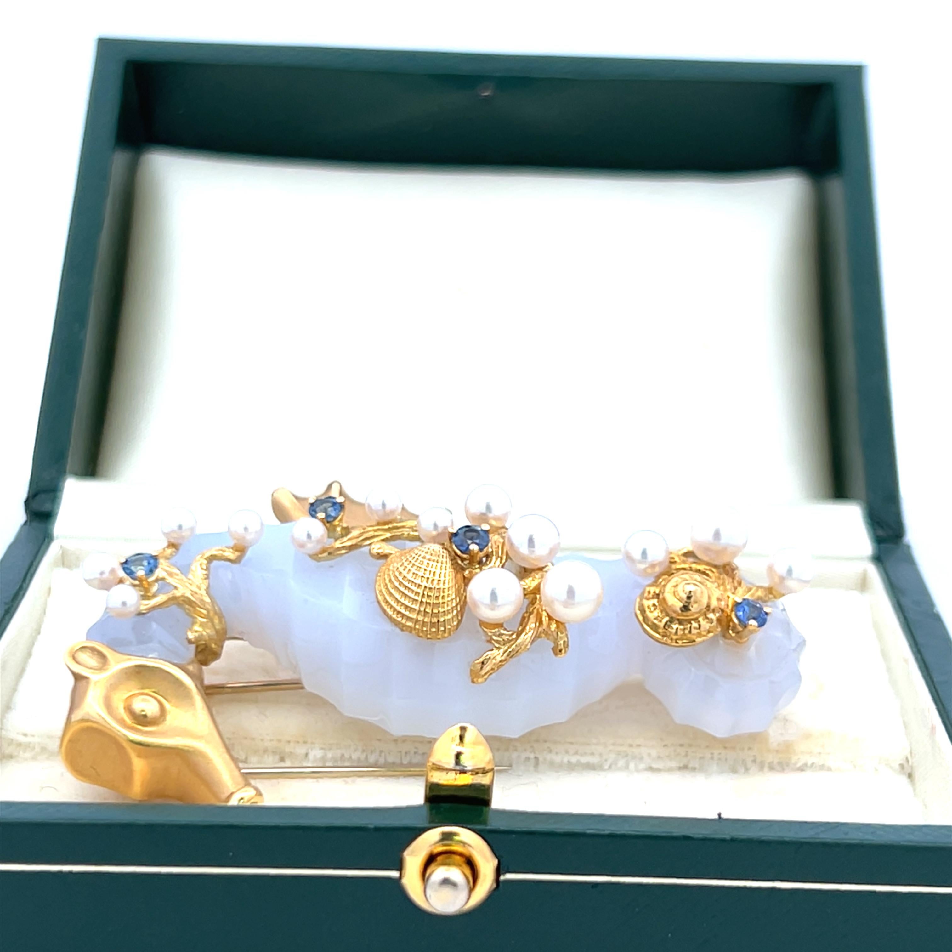 Brilliant Cut Seaman Schepps Pearl and 0.40 Carat Round Sapphire 18K Yellow Gold Pin Brooch For Sale