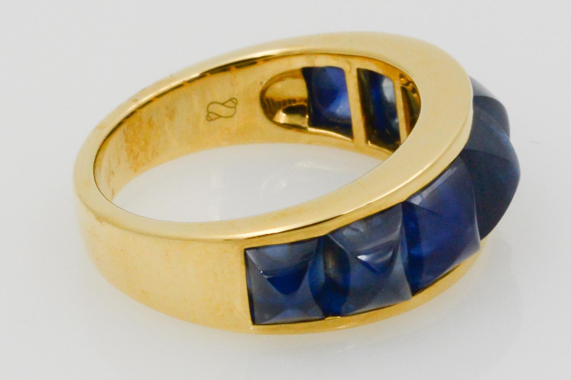 Sugarloaf Cabochon Seaman Schepps Portofino Blue Sapphire 18 Karat Yellow Gold Ring