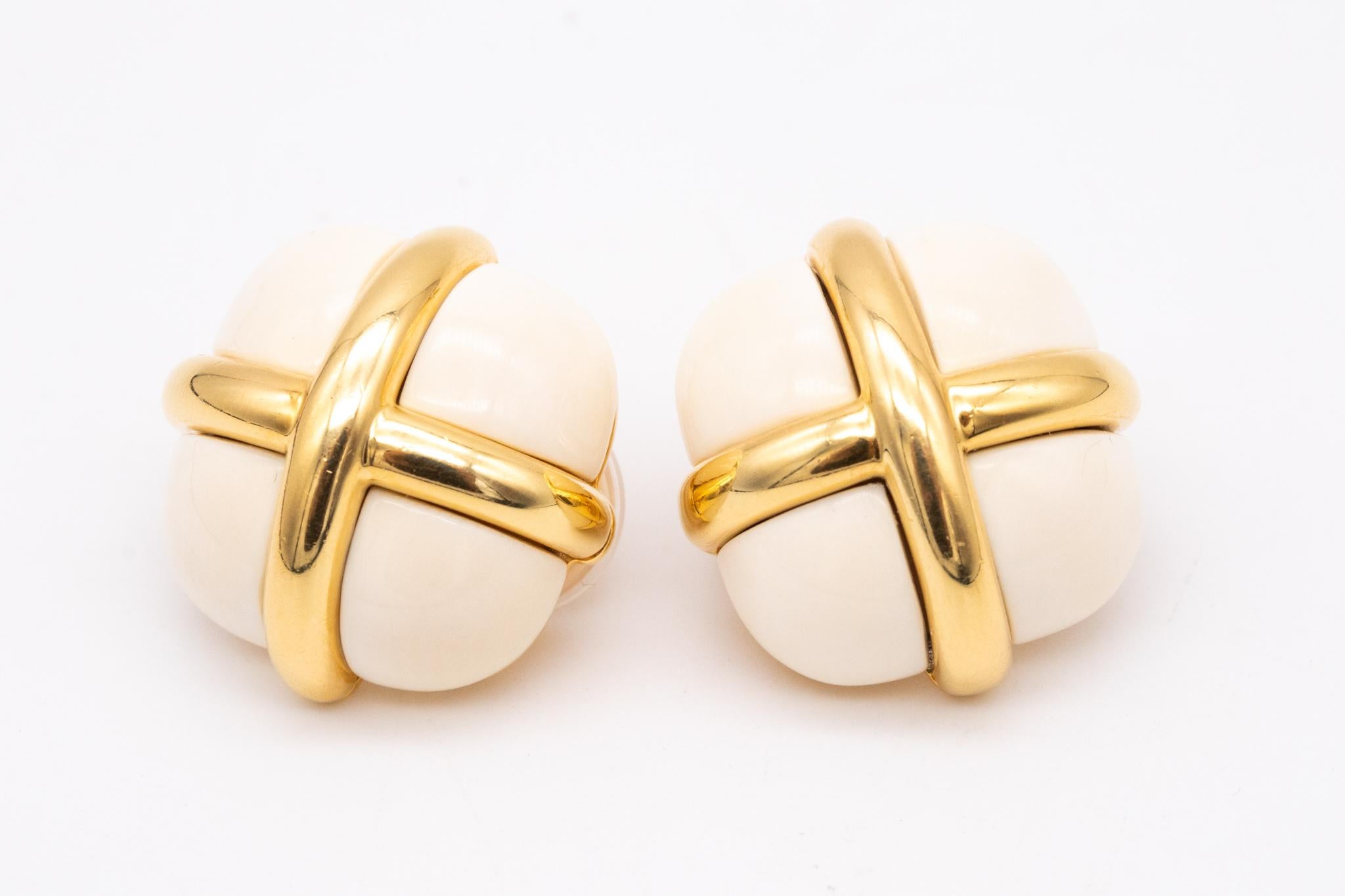 Mixed Cut Seaman Schepps Rare 18Kt Yellow Gold Ear Clips With Caged Cacholong White Agate