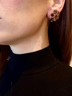 Seaman Schepps Rare Cluster Earrings in 18Kt Yellow Gold with 24.29 Cts Spinels