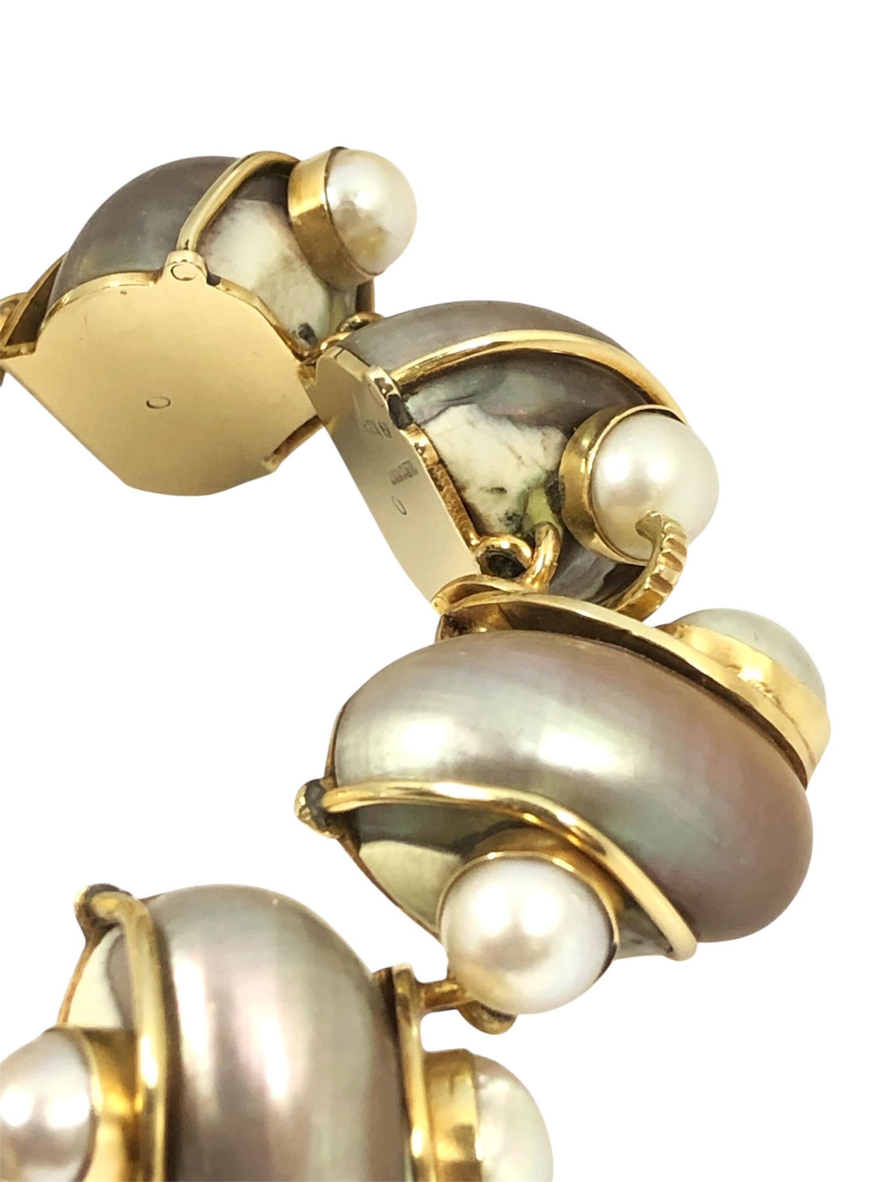 Seaman Schepps Pulsera de perlas turquesa y oro amarillo en Excelente estado para la venta en Chicago, IL
