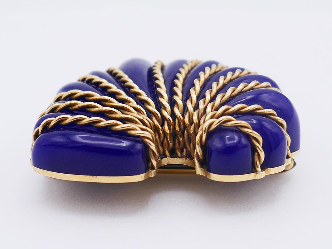  Seaman Schepps Broche vintage en or 14 carats et bakélite épingle coquillage Estate Jewelry Unisexe 