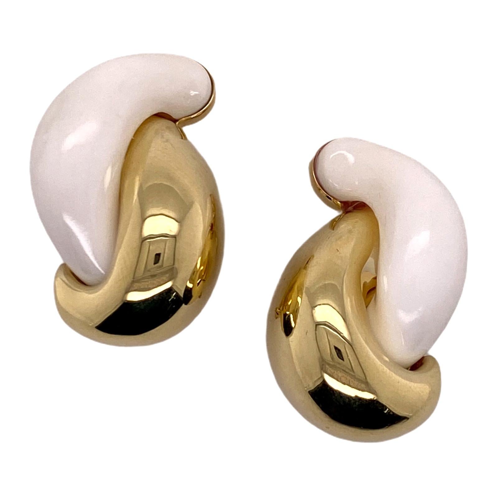 Seaman Schepps White Agate 18 Karat Yellow Gold Half Link Earrings Earclips
