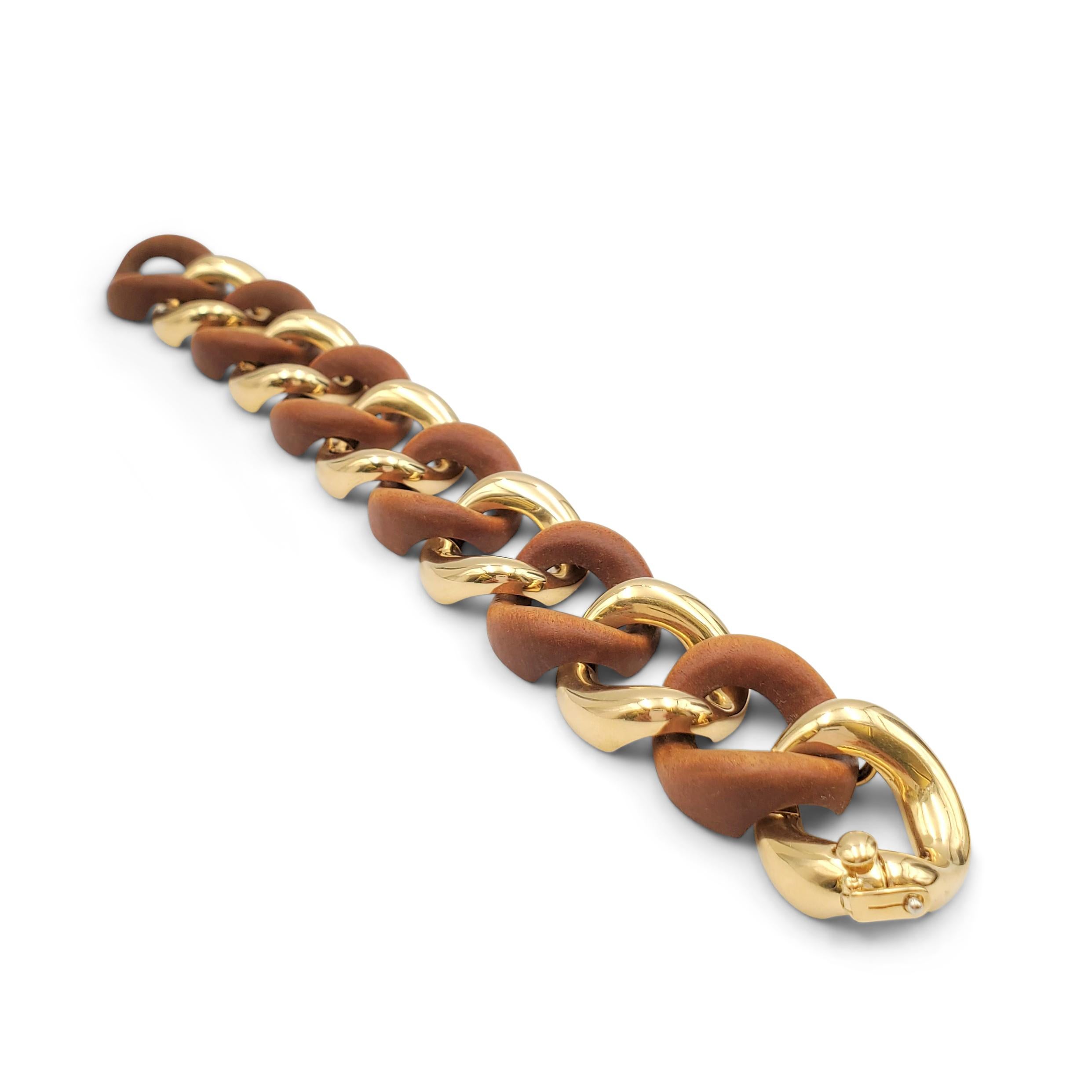 Seaman Schepps Wood and Gold Curb-Link Bracelet In Excellent Condition In New York, NY