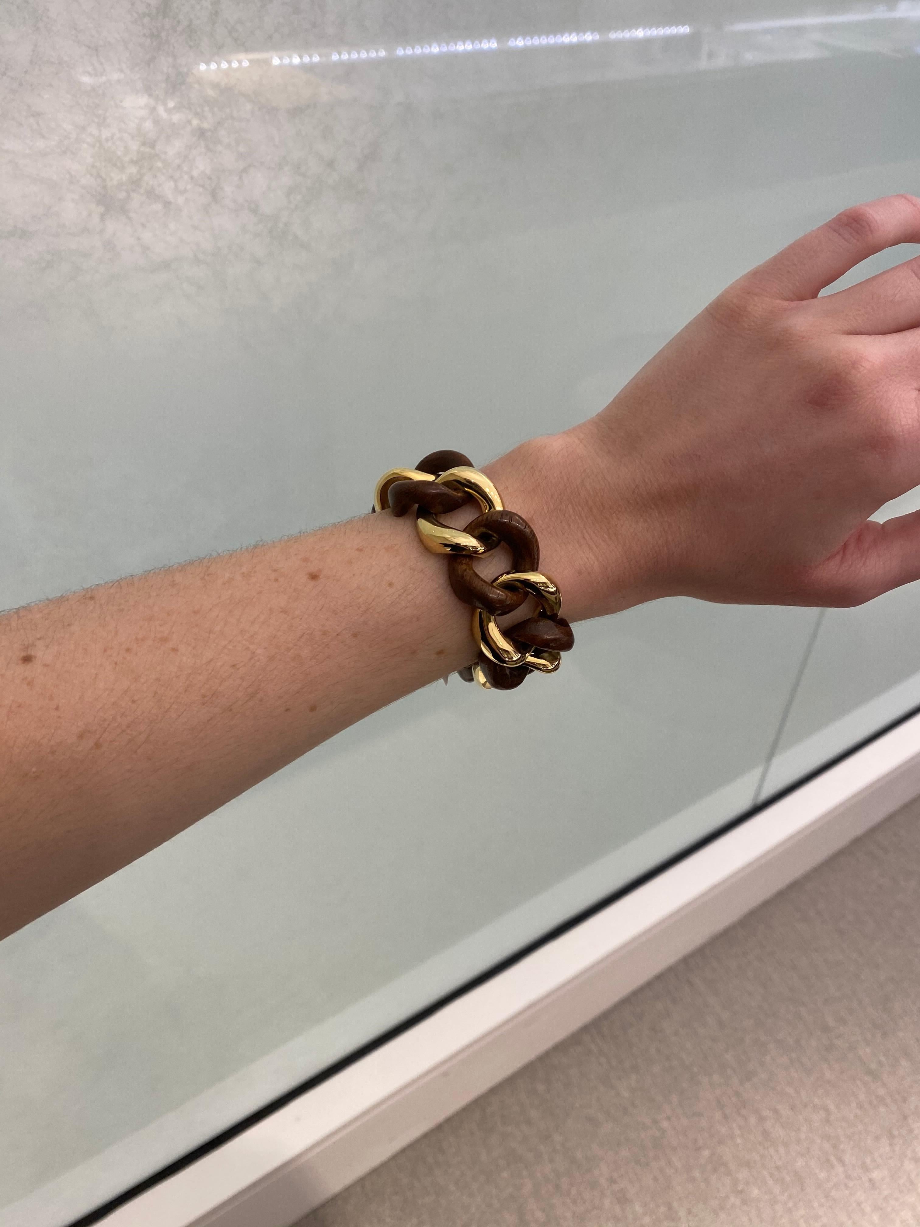 Seaman Schepps Wood Curb Link 18 Karat Yellow Gold Bracelet 5