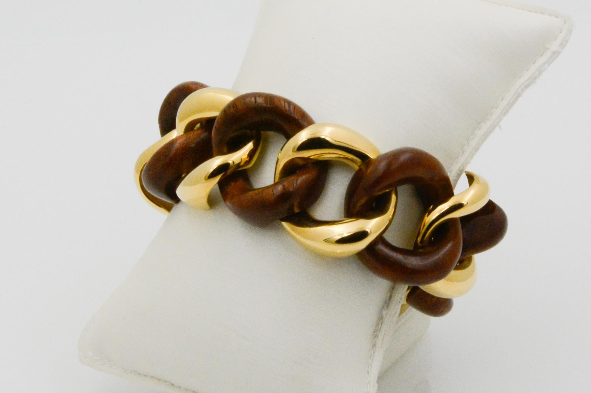 Women's Seaman Schepps Wood Curb Link 18 Karat Yellow Gold Bracelet
