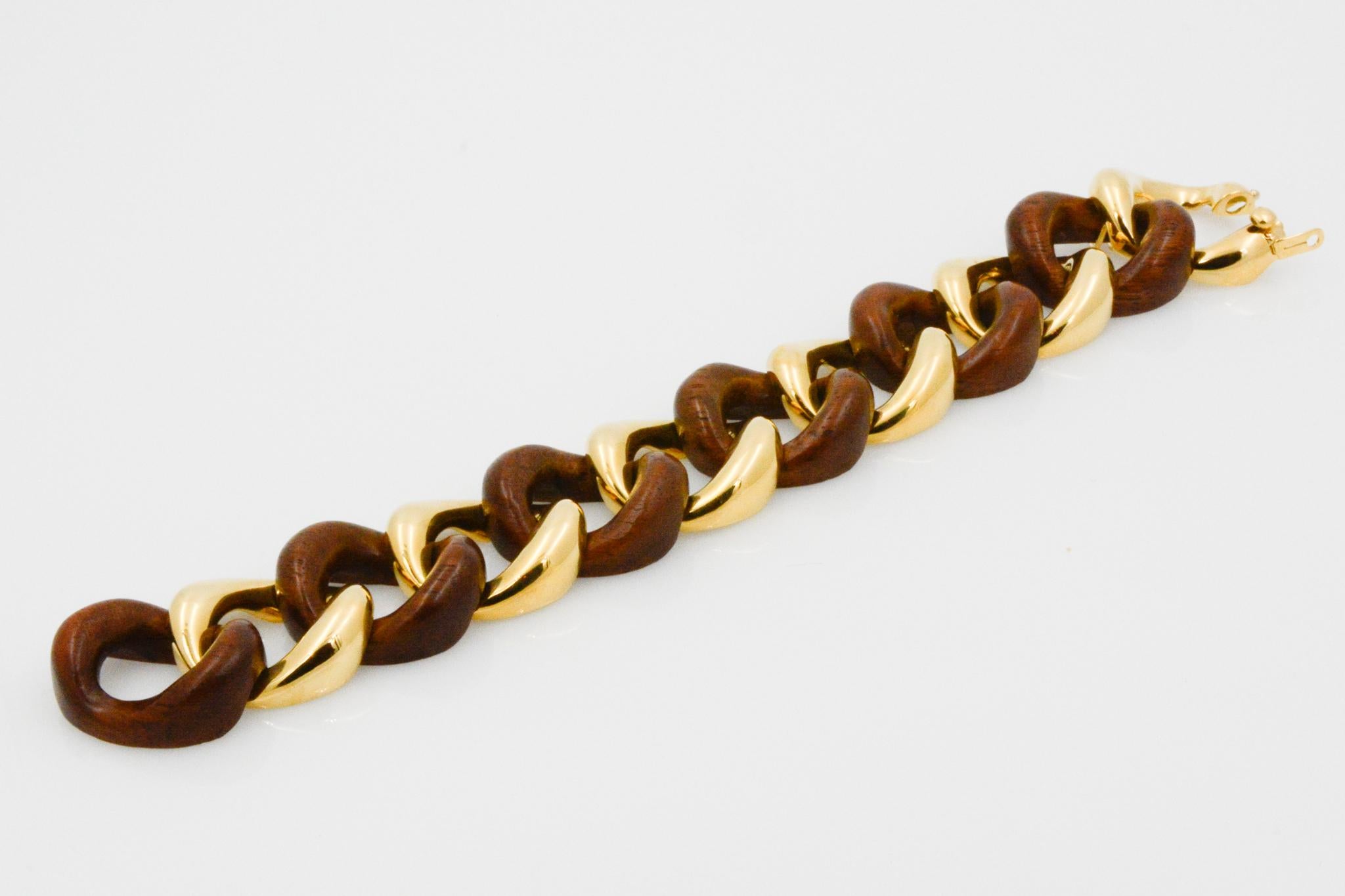 Seaman Schepps Wood Curb Link 18 Karat Yellow Gold Bracelet 2