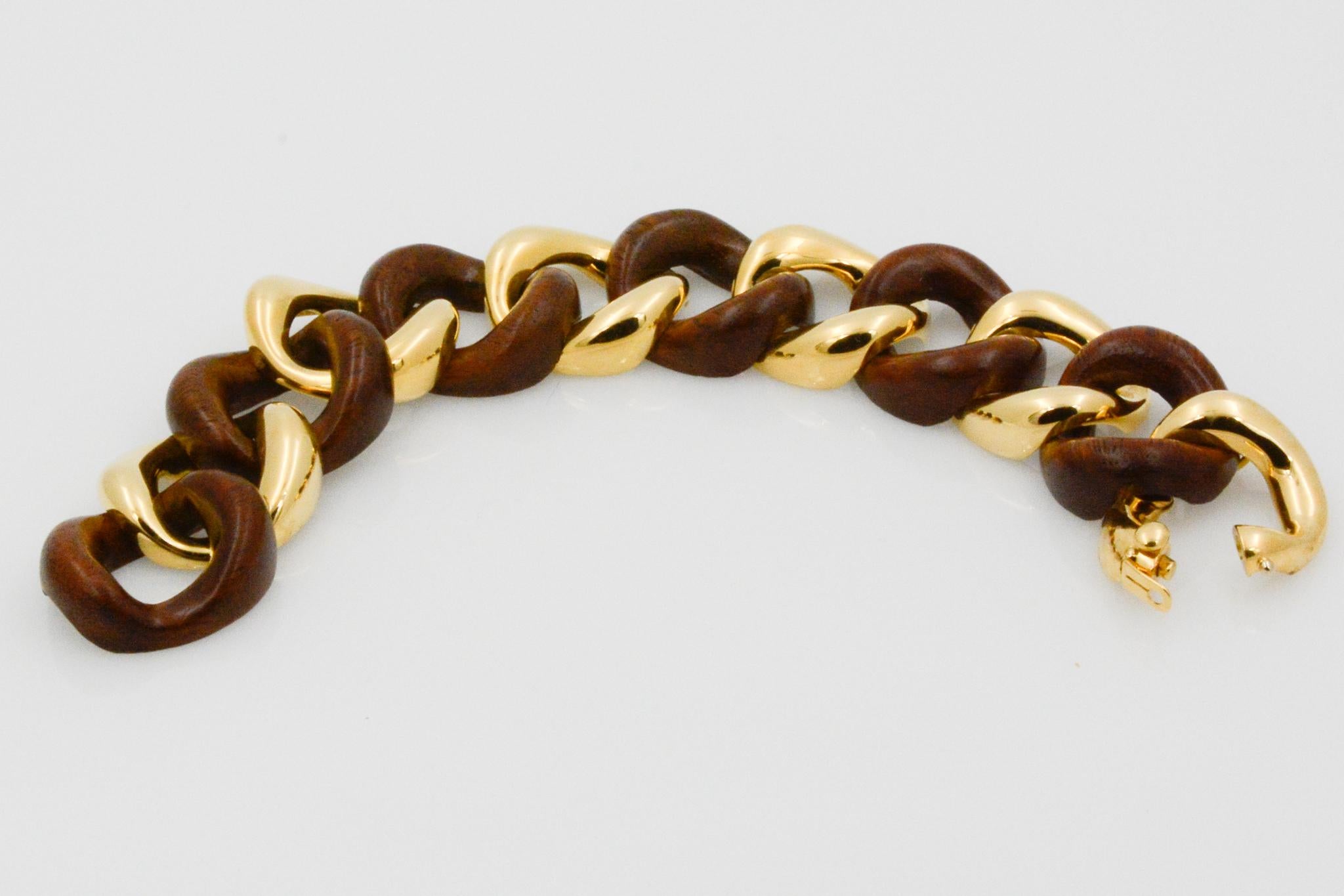 Seaman Schepps Wood Curb Link 18 Karat Yellow Gold Bracelet 3