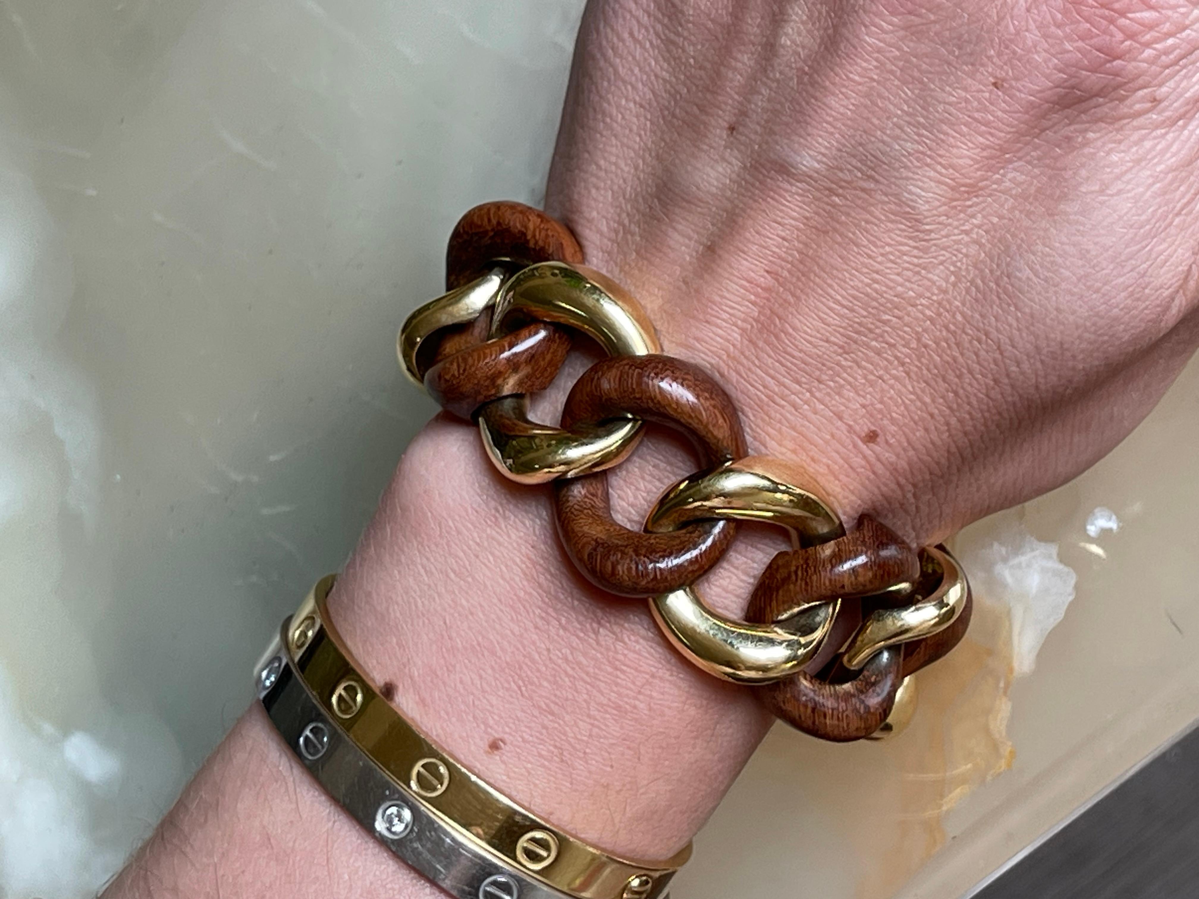 Women's Seaman Schepps Wood Gold Link Bracelet For Sale