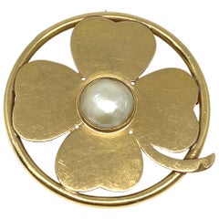 Seaman Schepps Pendentif et broche trèfle en or jaune et perles Mobe 