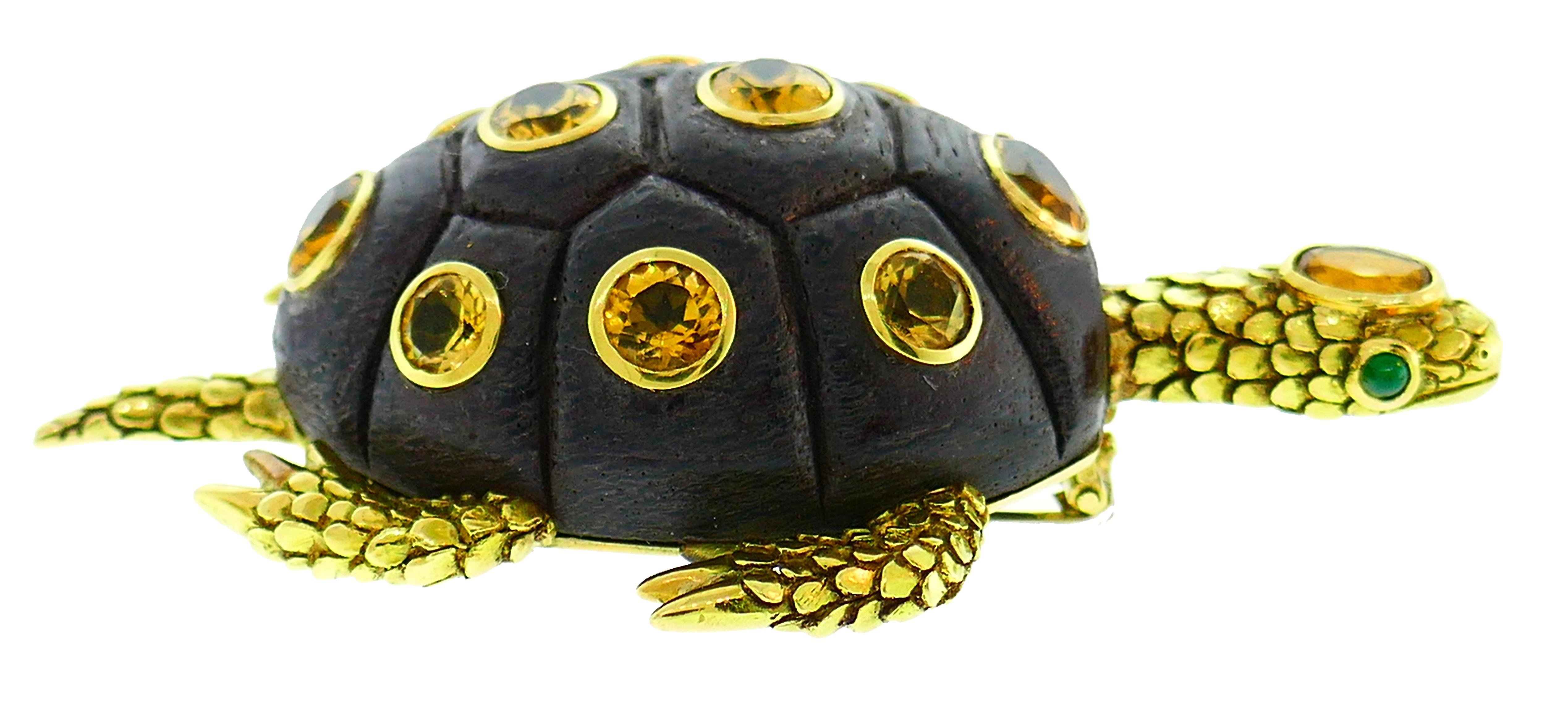 Seaman Schepps Yellow Gold Turtle Clip Brooch Pin with Citrine and Wood In Good Condition In Beverly Hills, CA