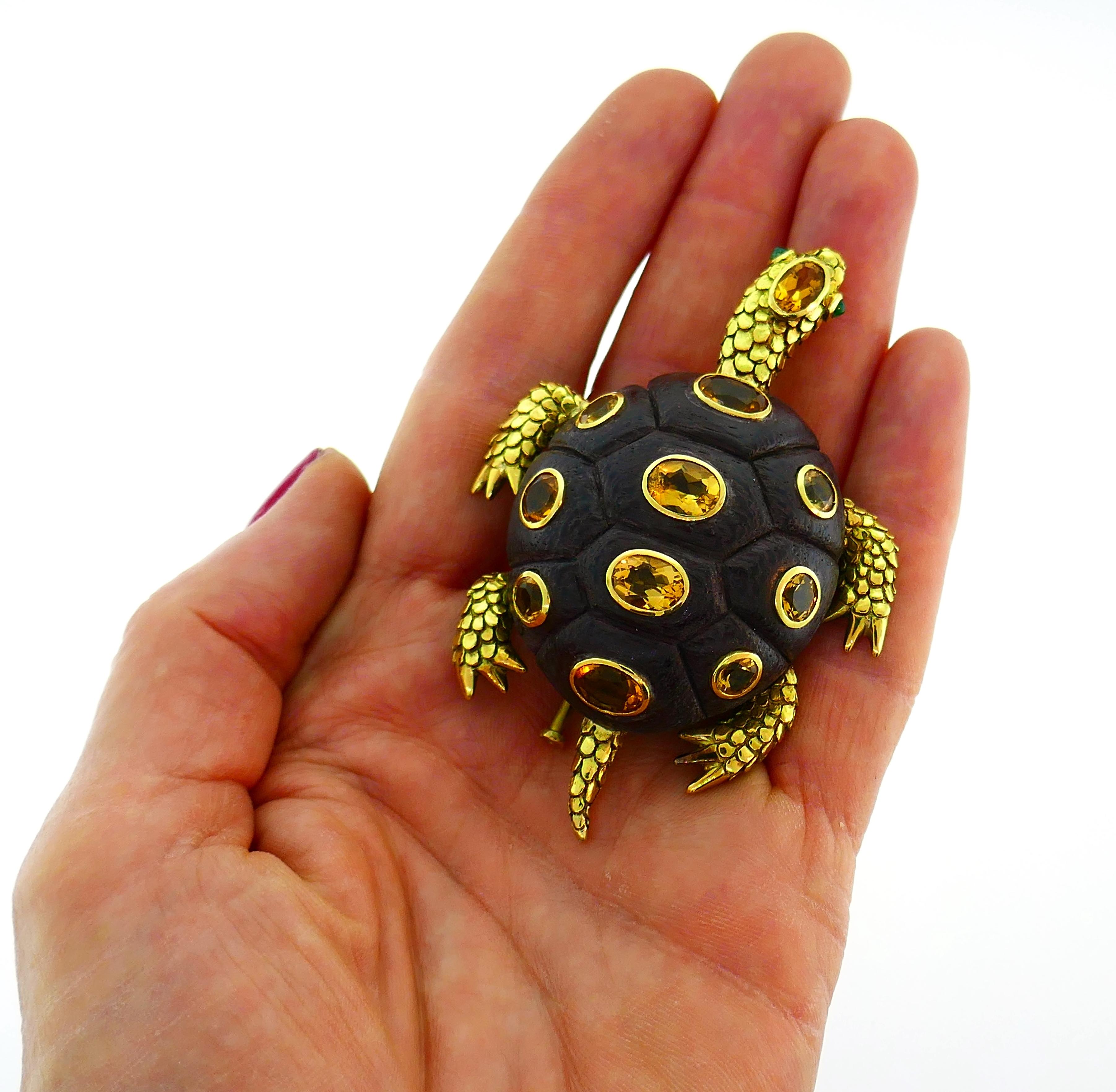 Women's or Men's Seaman Schepps Yellow Gold Turtle Clip Brooch Pin with Citrine and Wood