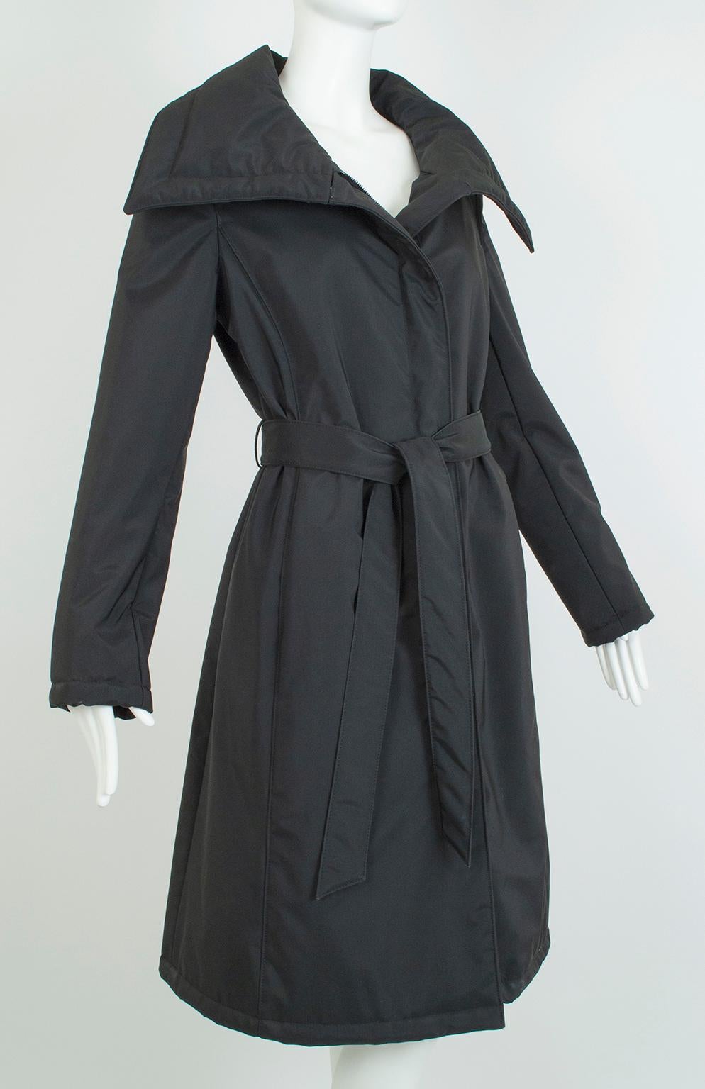 Women's Searle Black Microfiber Puffer Princess Coat w Winged Portrait Collar – M, 2000s For Sale