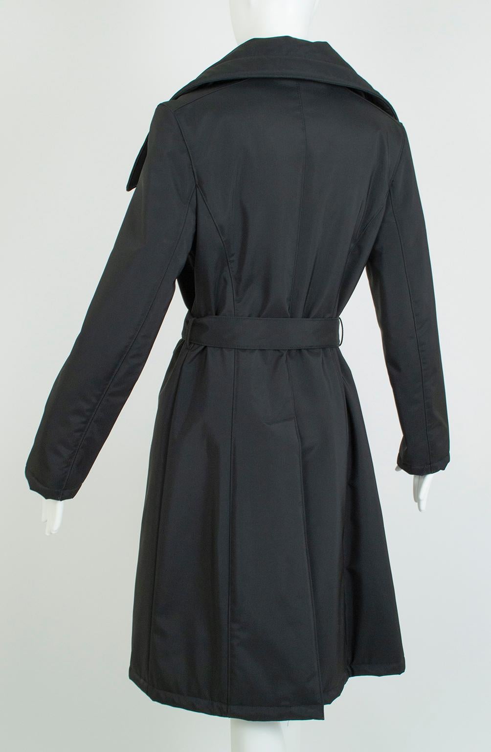 Searle Black Microfiber Puffer Princess Coat w Winged Portrait Collar – M, 2000s For Sale 2