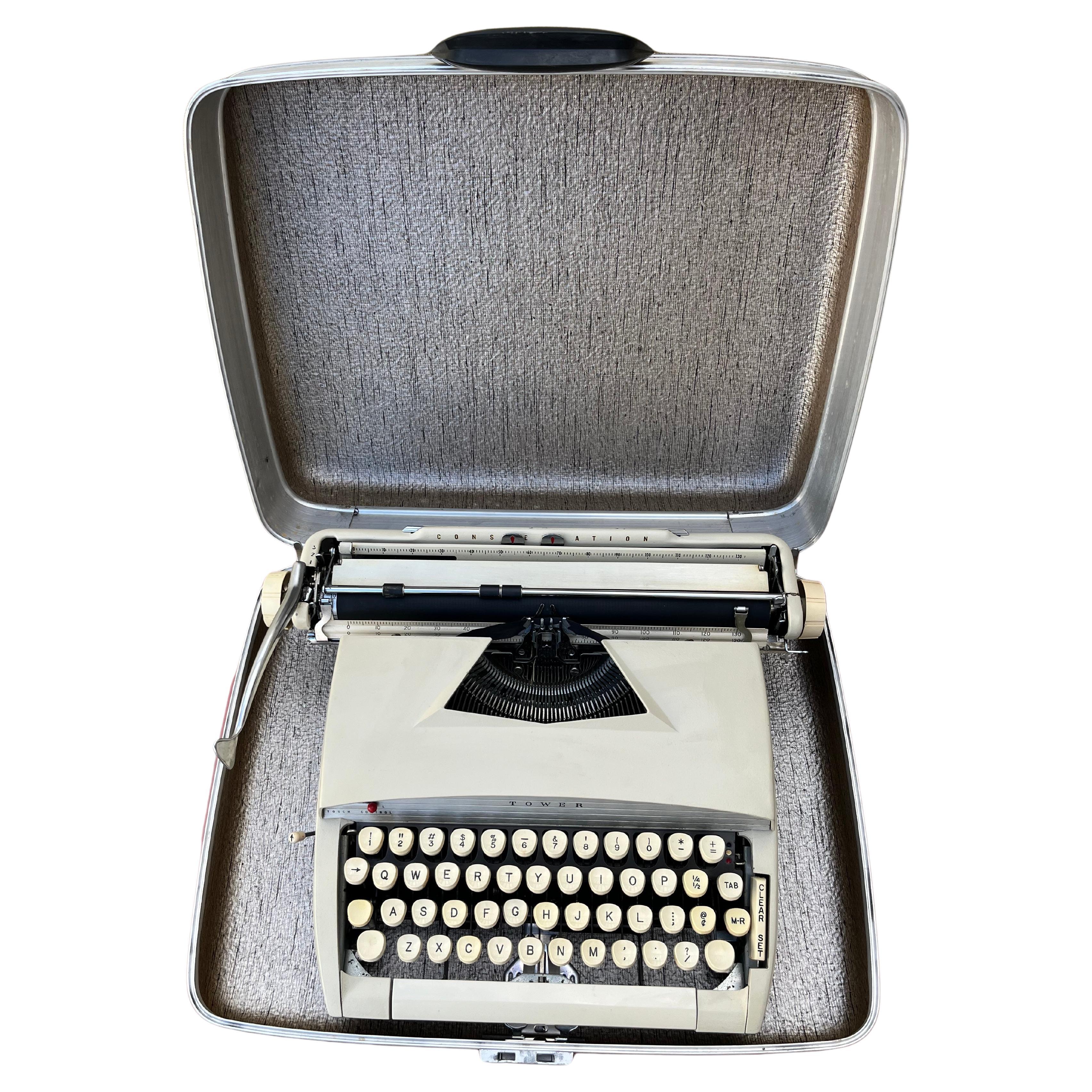 Sears Tower Constellation Portable Typewriter W/Metal Case. Circa 1960s. For Sale