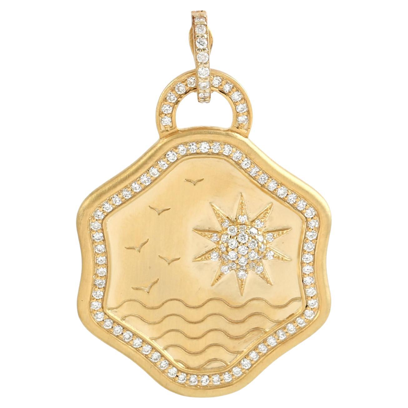 Colgante Medallón Paisaje Marino Con Diamantes De Oro Amarillo De 14k