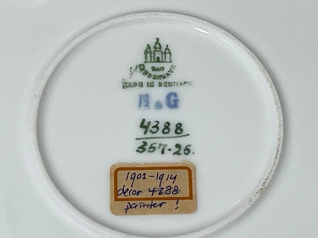 Plato de pared de porcelana con paisaje marino de Bing & Grøndahl, Dinamarca 1902-1914 siglo XX en venta