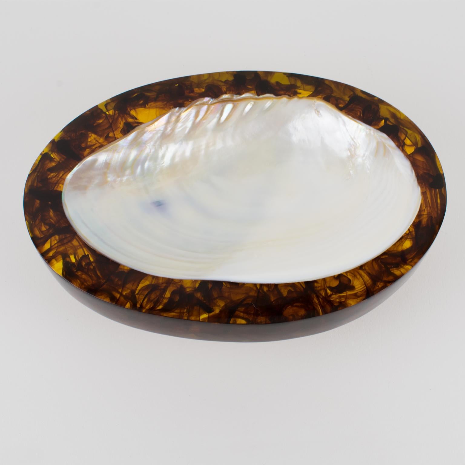 French SeaShell and Rootbeer Resin Desk Tidy Catchall Vide Poche, circa 1980 For Sale