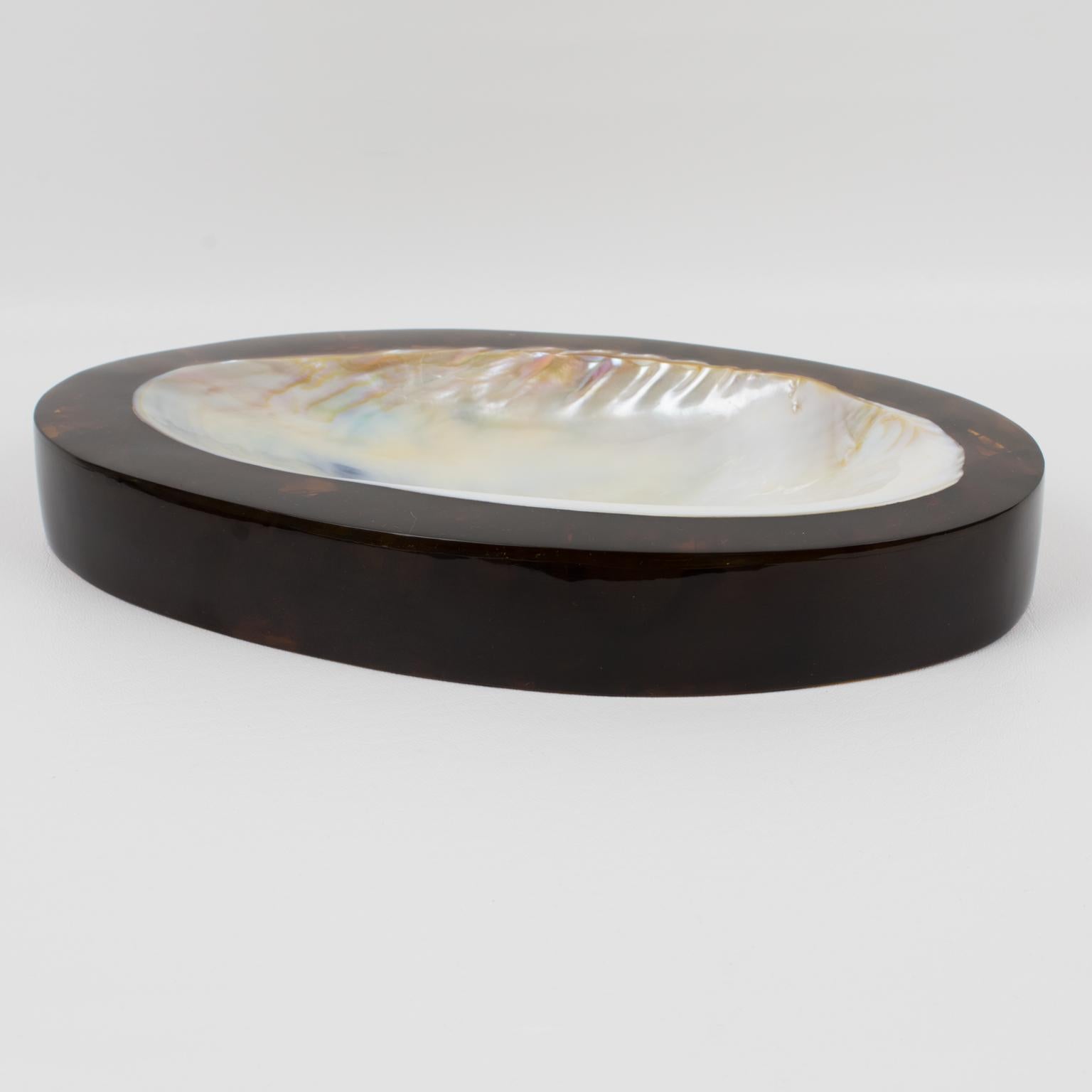 Late 20th Century SeaShell and Rootbeer Resin Desk Tidy Catchall Vide Poche, circa 1980 For Sale