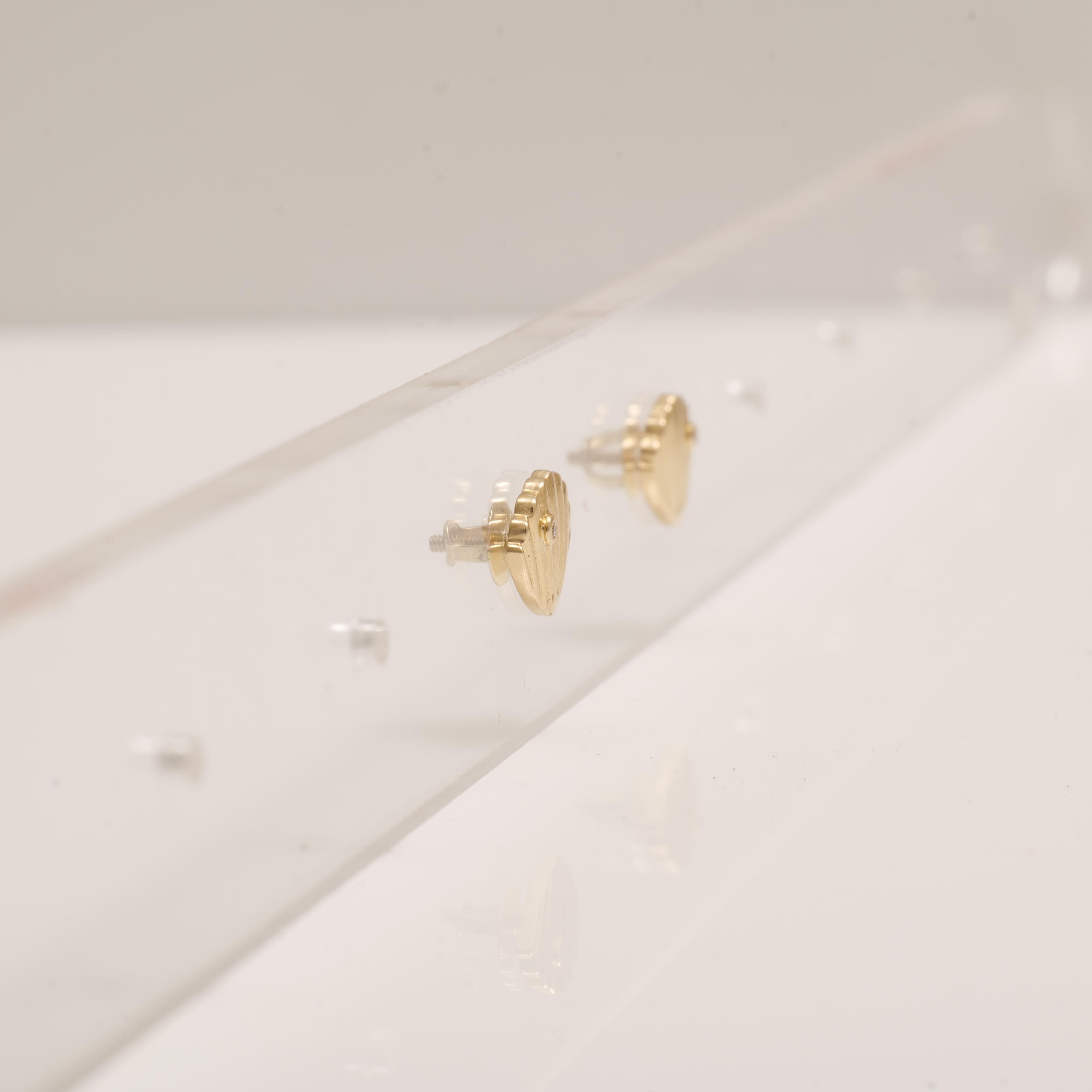 Pendientes infantiles de diamantes Seashell en oro macizo de 14k (certificados) en venta 2