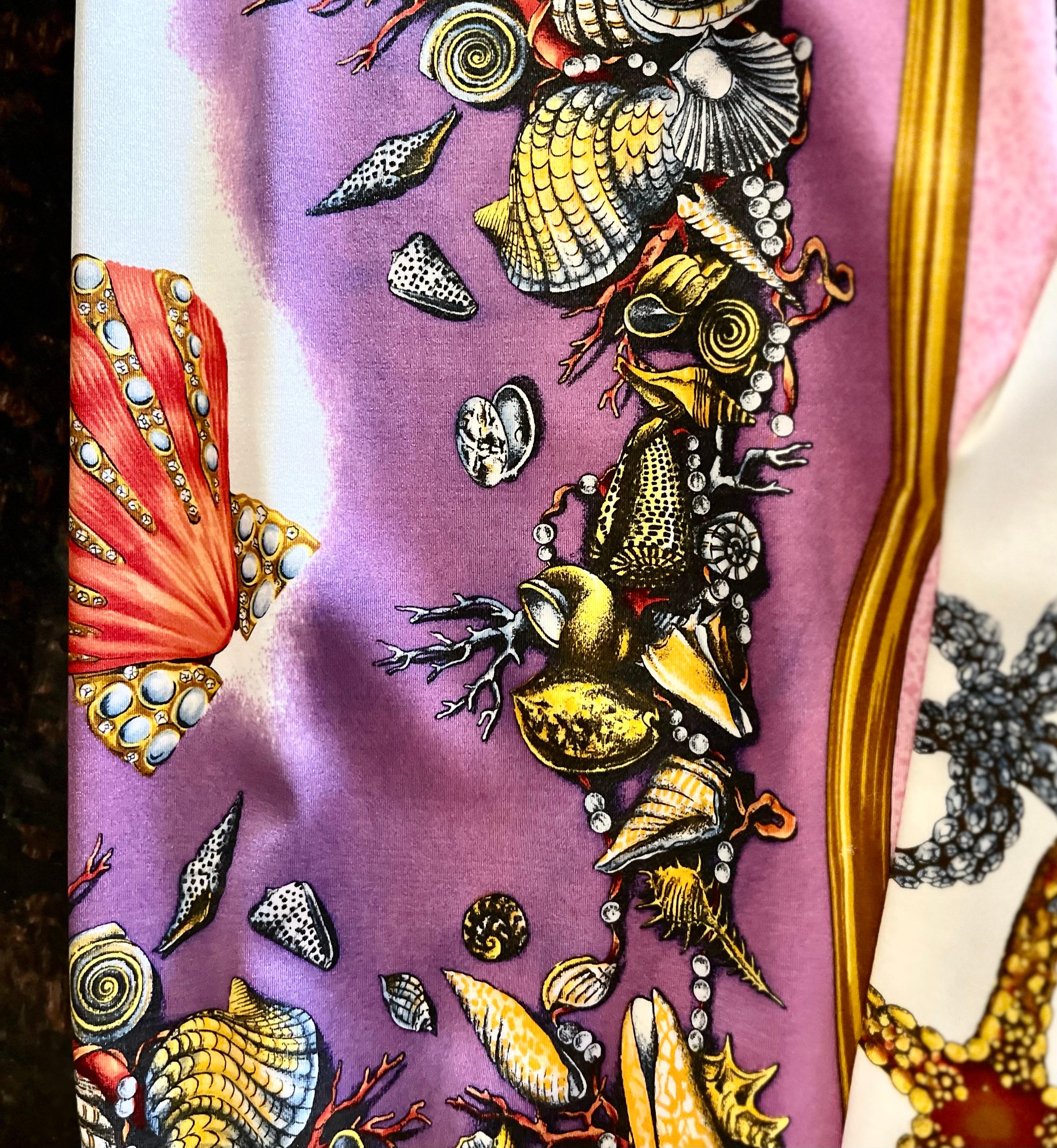 SEASHELL LEGGINGS from MIAMI MANSION GIANNI VERSACE PERSONAL COLLECTION For Sale 1