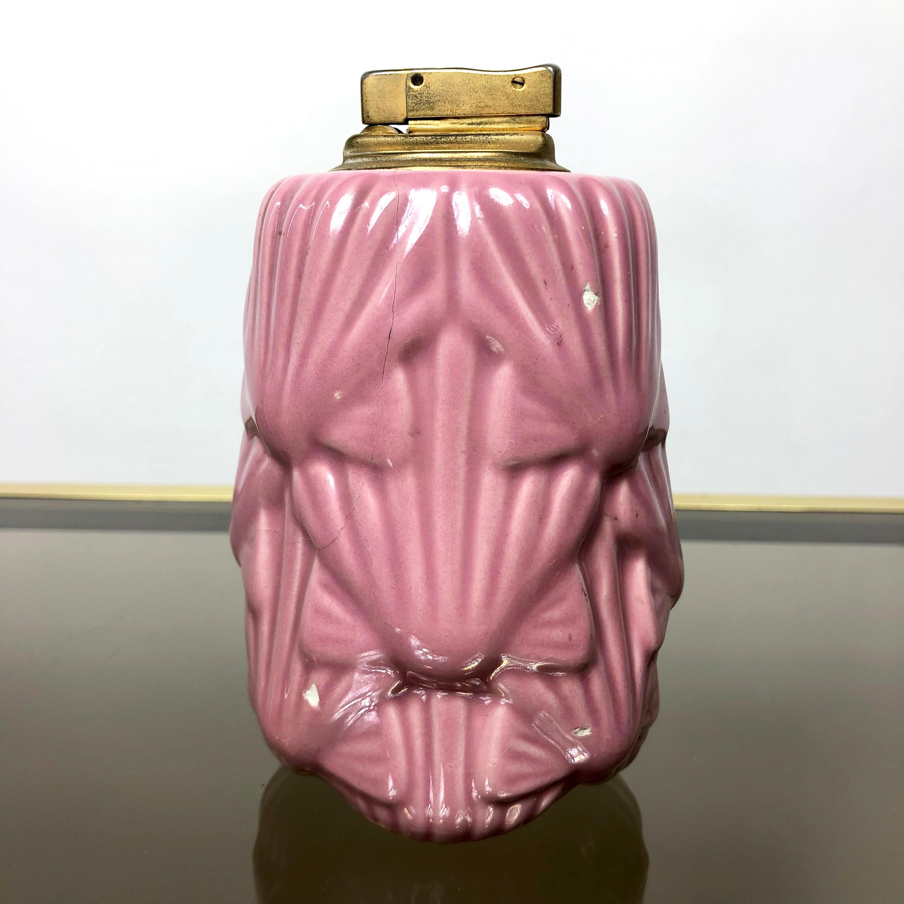 Seashell Tommaso Barbi Pink Pocket Emptier Ashtray and Lighter Ceramic, 1970s 5