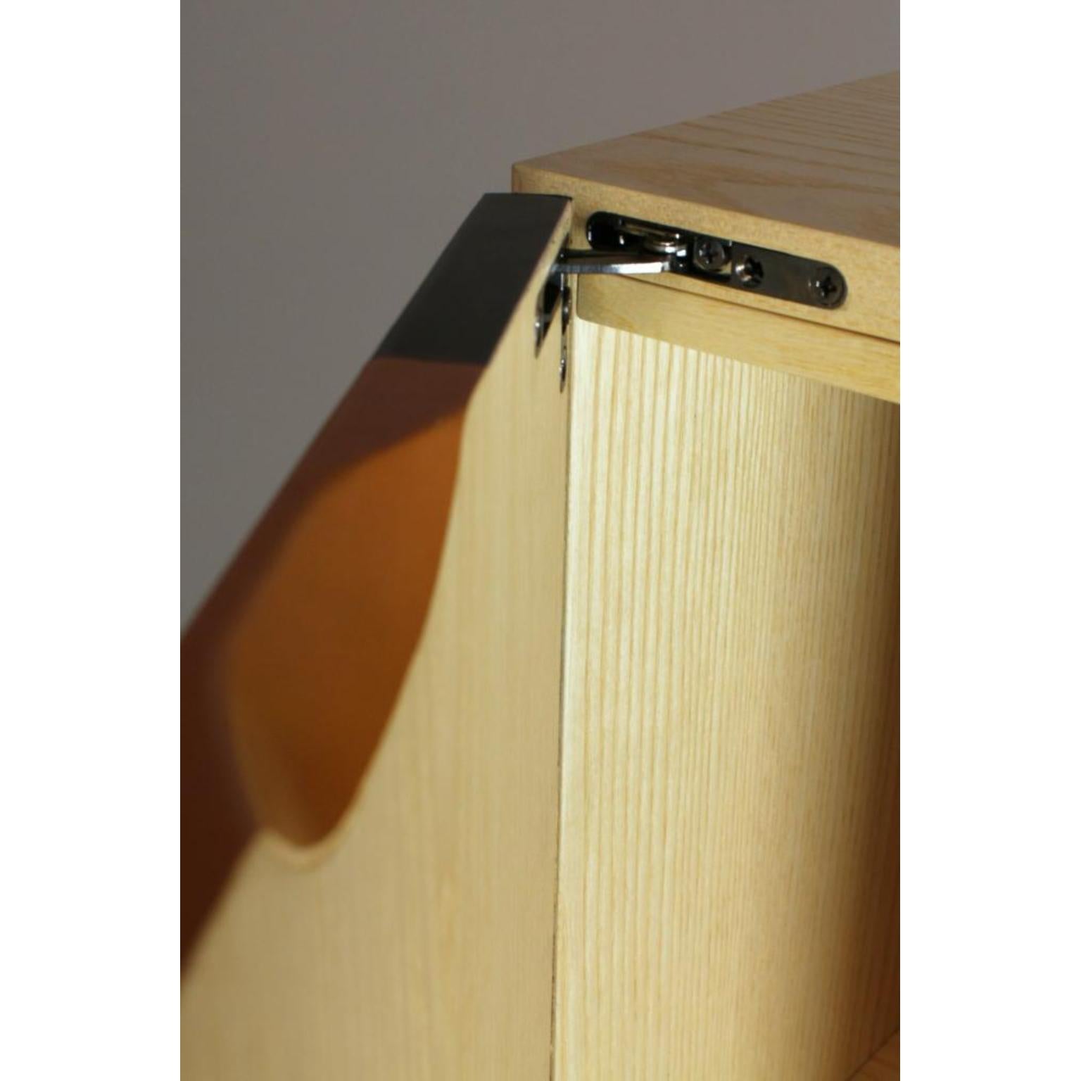 XXI secolo e contemporaneo Comodino Seasons in Wood laminato, metallo e pelle di Oscar Maschera in vendita