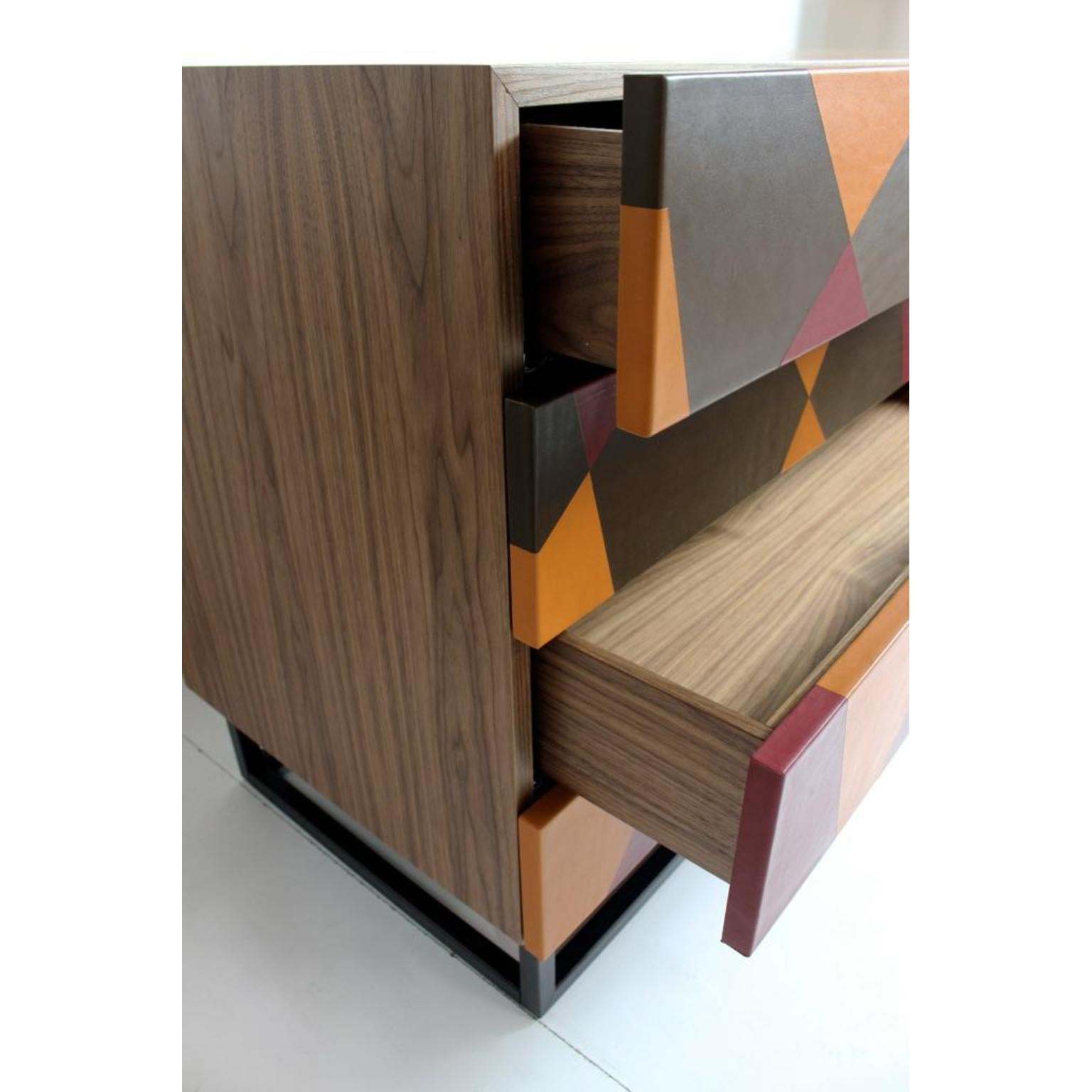 Italiano Cassettiera Seasons in Wood laminato, metallo e pelle di Oscar Maschera in vendita