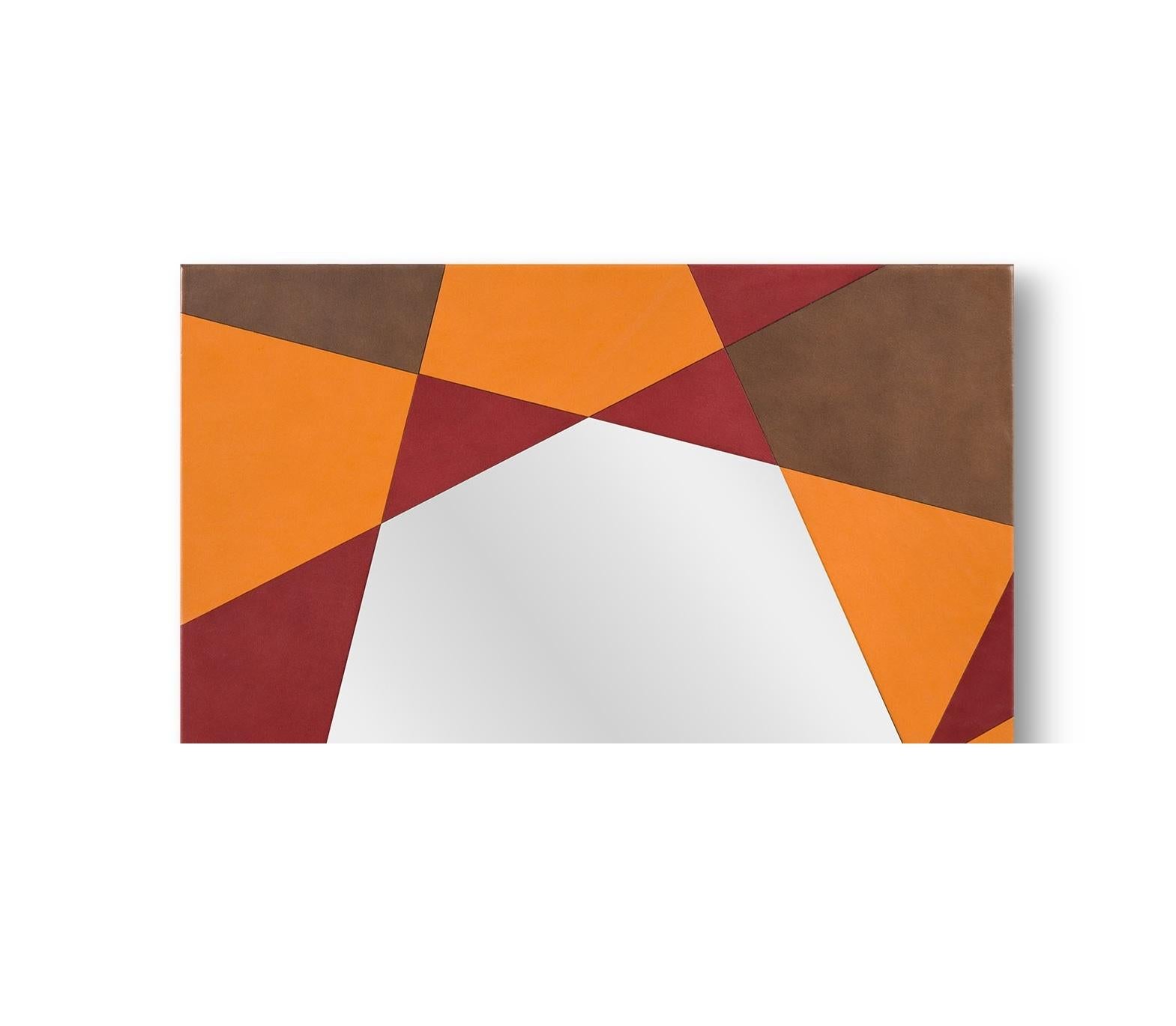 Petit miroir mural Seasons par Oscar Maschera
Dimensions : L 50 x H 50 cm : L 50 x H 50 cm.
MATERIAL : Bois, miroir et cuir végétal.

Notre travail est une recherche : nous laissons libre cours à notre fantaisie lorsque nous expérimentons et