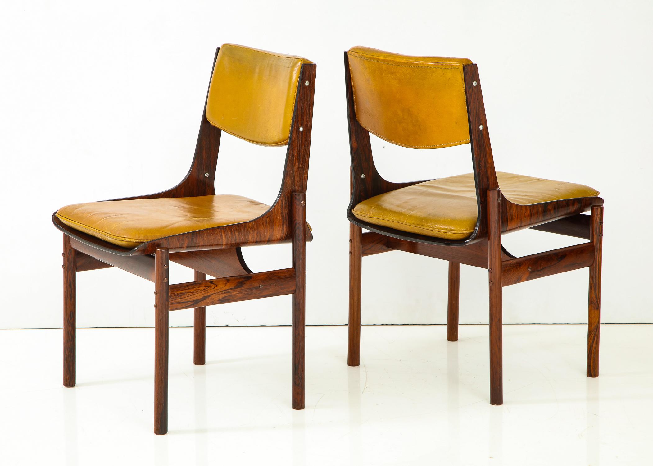 Seat of Four Jacaranda and Leather Chairs from Brazil In Good Condition In New York, NY