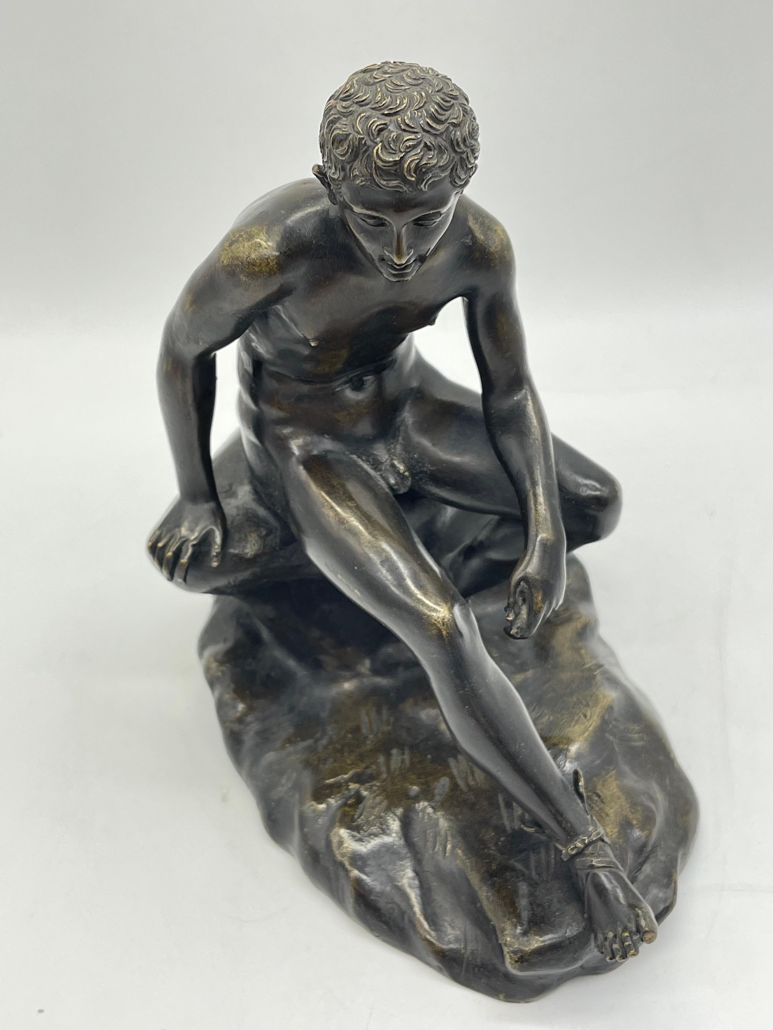 Seated athletic bronze sculpture / Figure Greek - Roman mythology For Sale 4