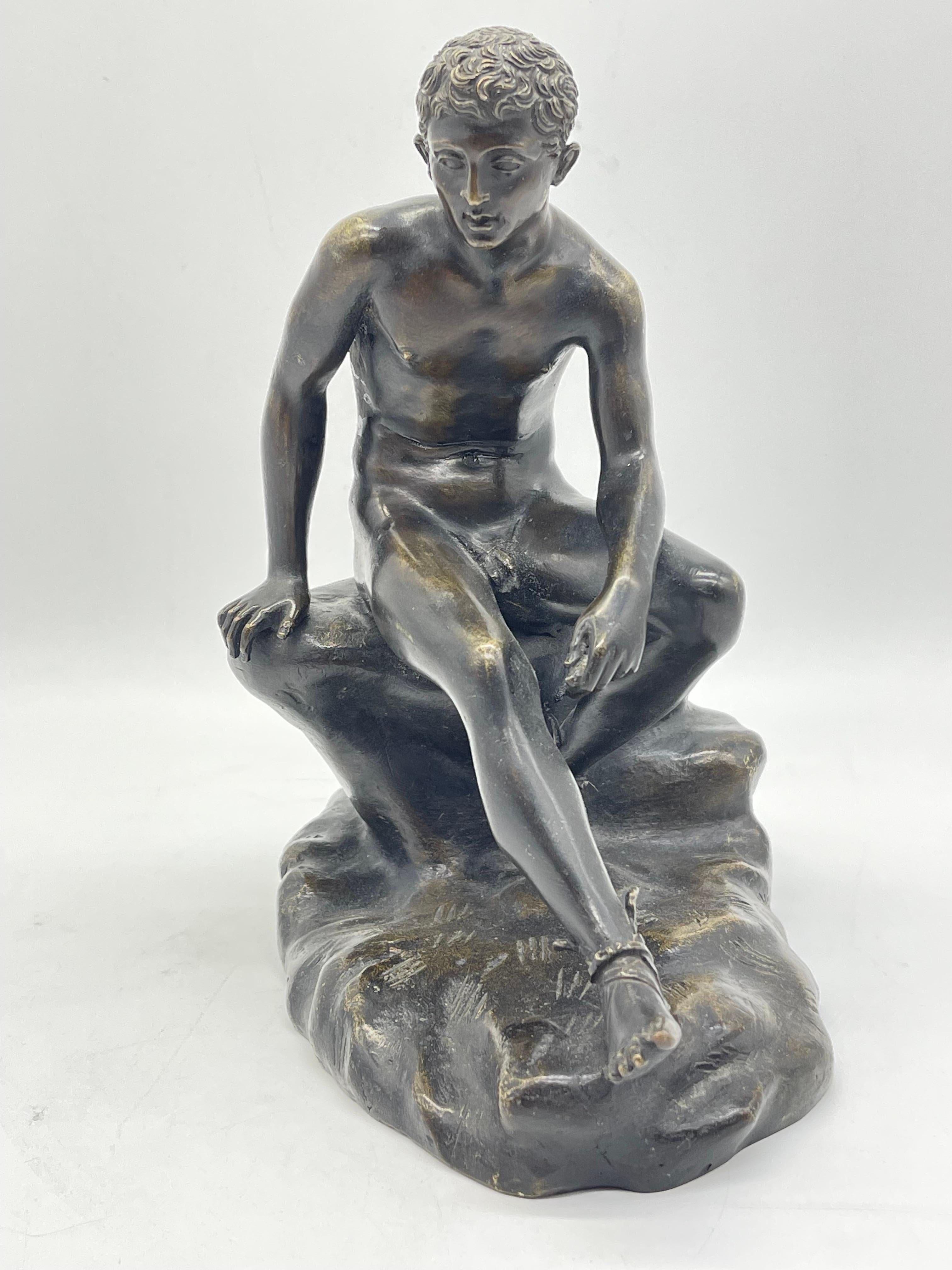 Seated athletic bronze sculpture / Figure Greek - Roman mythology For Sale 3