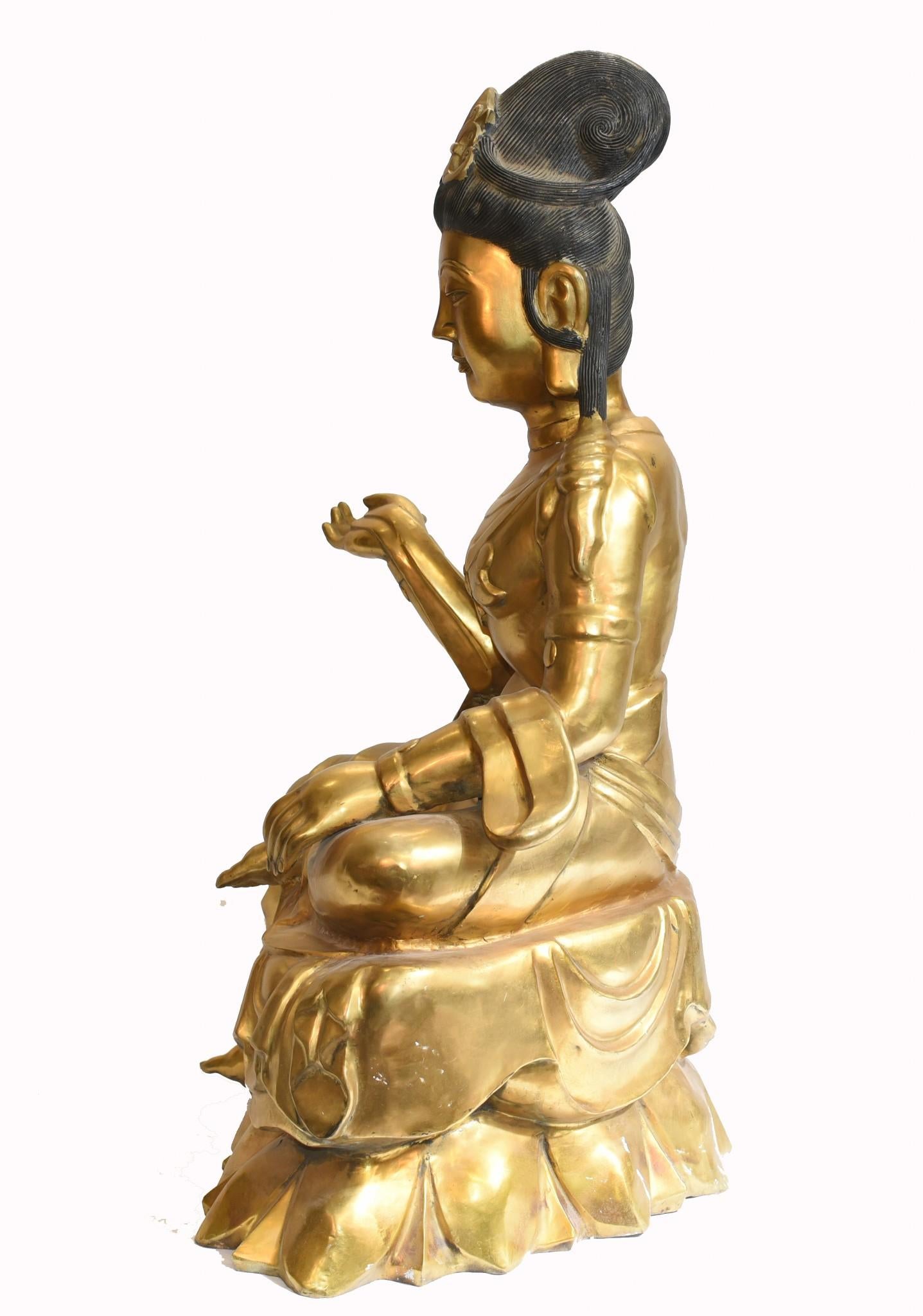 Seated Golden Buddha Statue Nepalese Meditation Bronze Sculpture For Sale 8