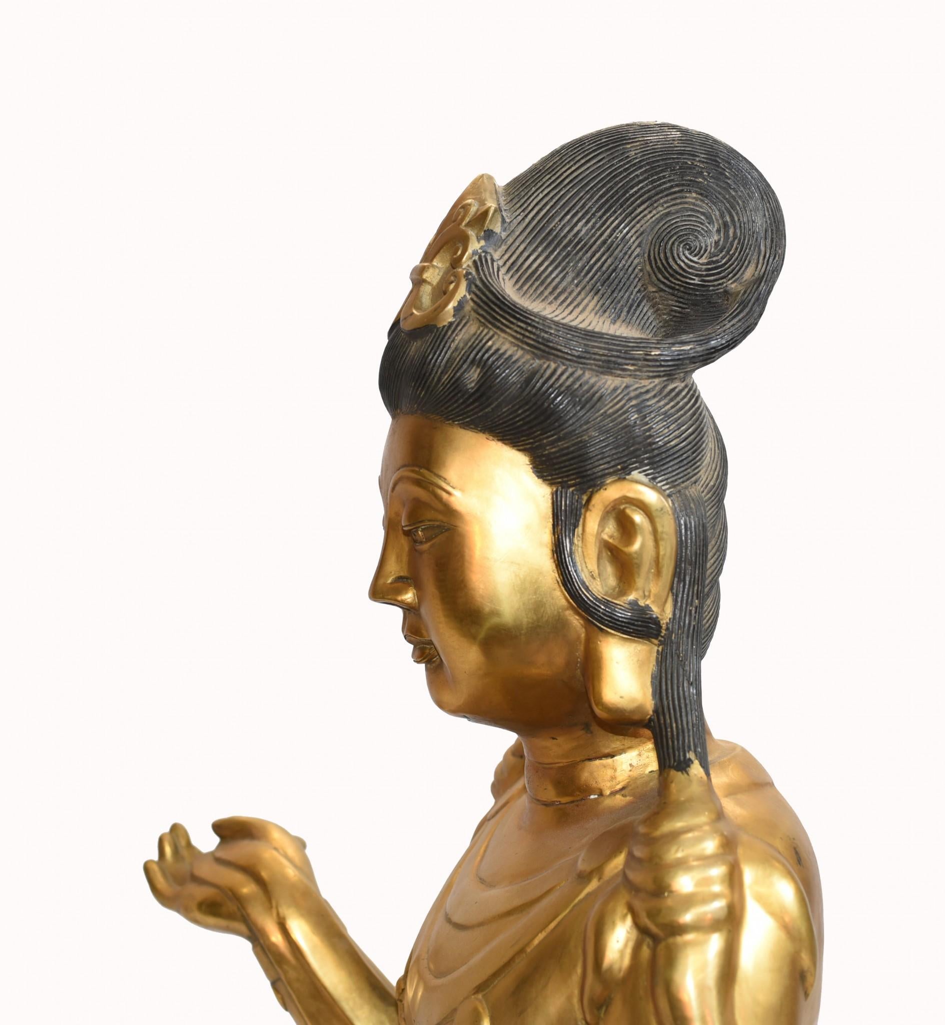 Seated Golden Buddha Statue Nepalese Meditation Bronze Sculpture For Sale 10