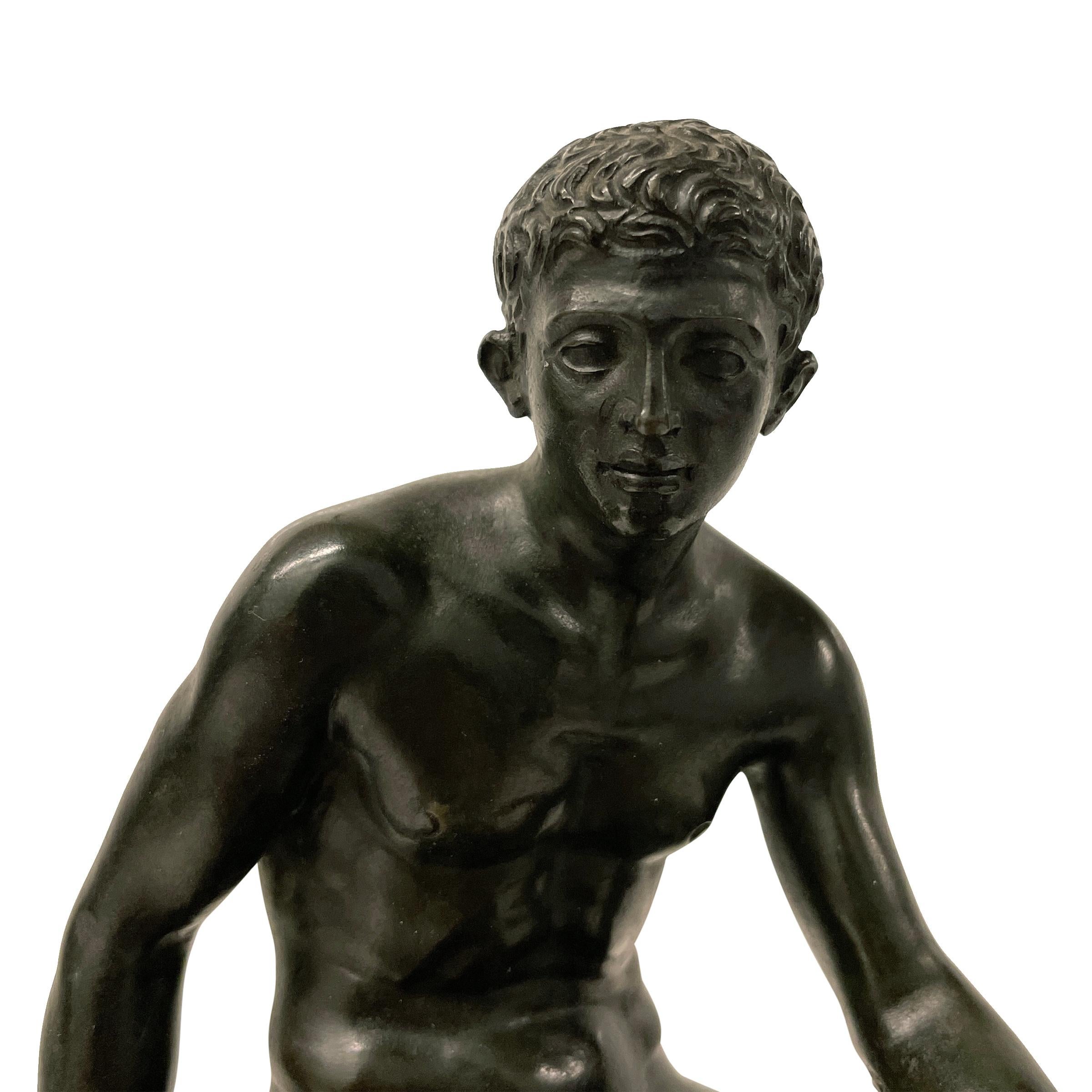 'Seated Hermes', a 19th Century Italian Grand Tour Bronze In Good Condition For Sale In Chicago, IL