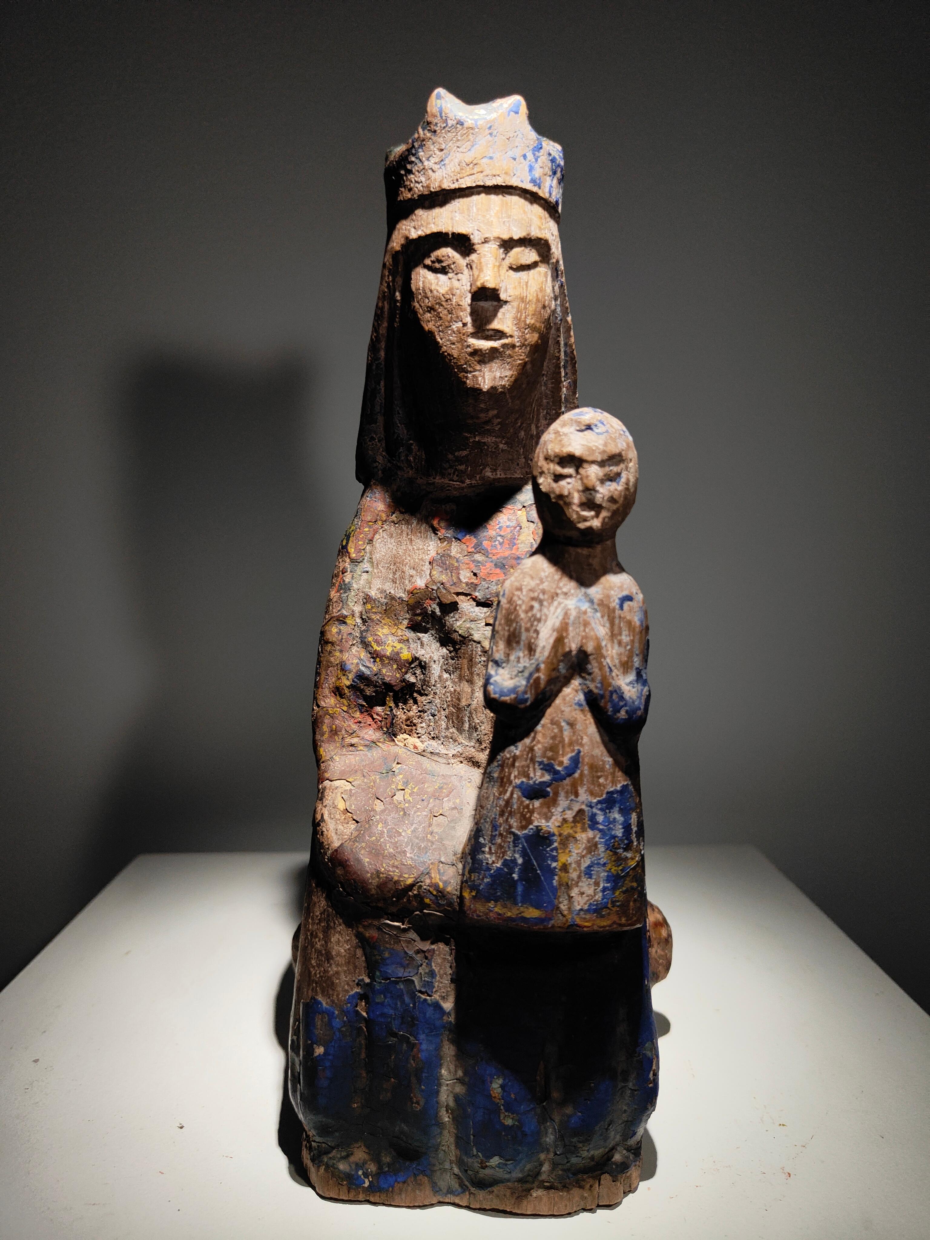  Seated Virgin with Child (Sedes Sapientiae) from the 12th Century in Spain For Sale 1