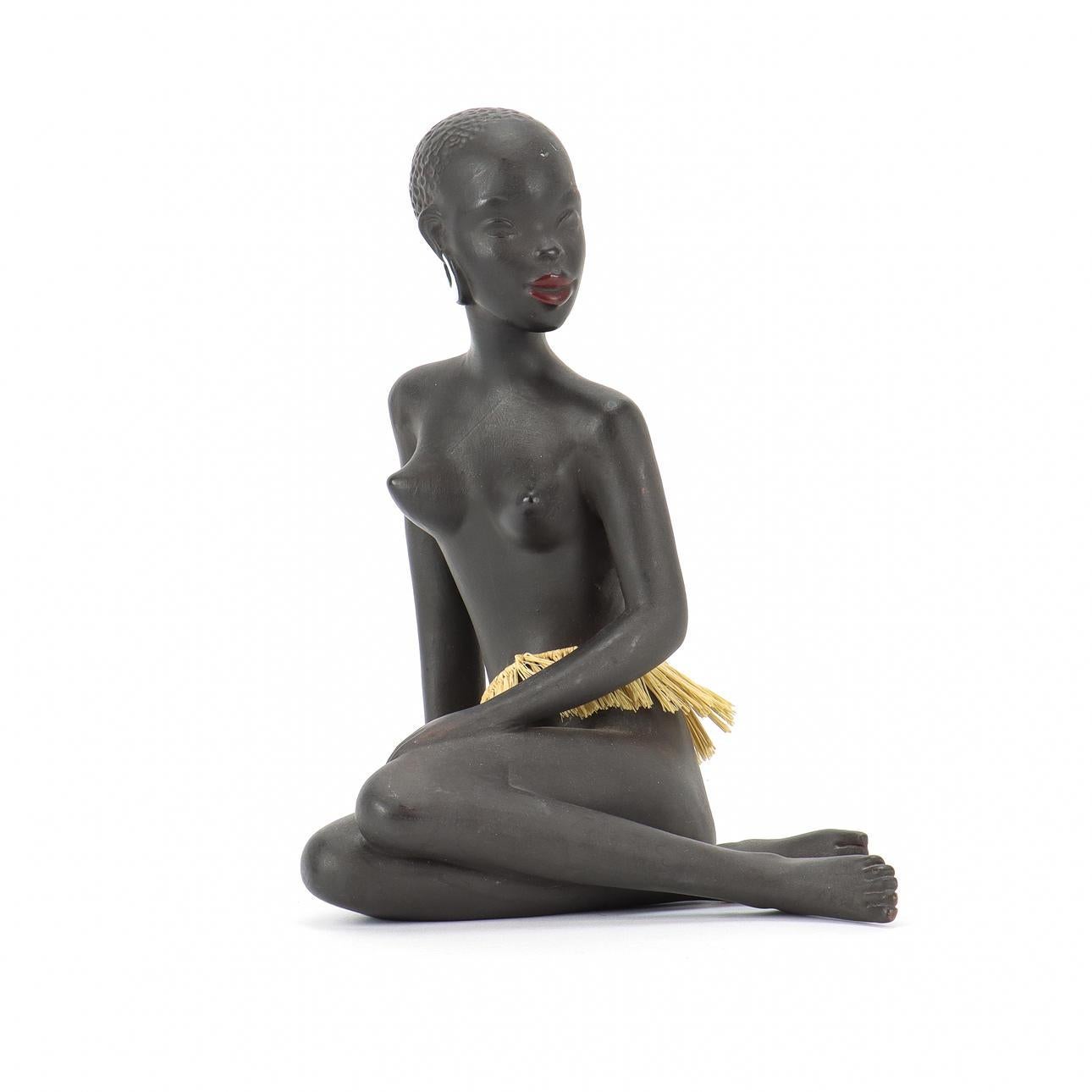 Seating African Woman Gmundner Keramik In Good Condition For Sale In Vienna, AT