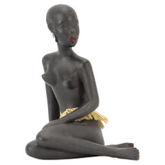 Seating African Woman Gmundner Keramik