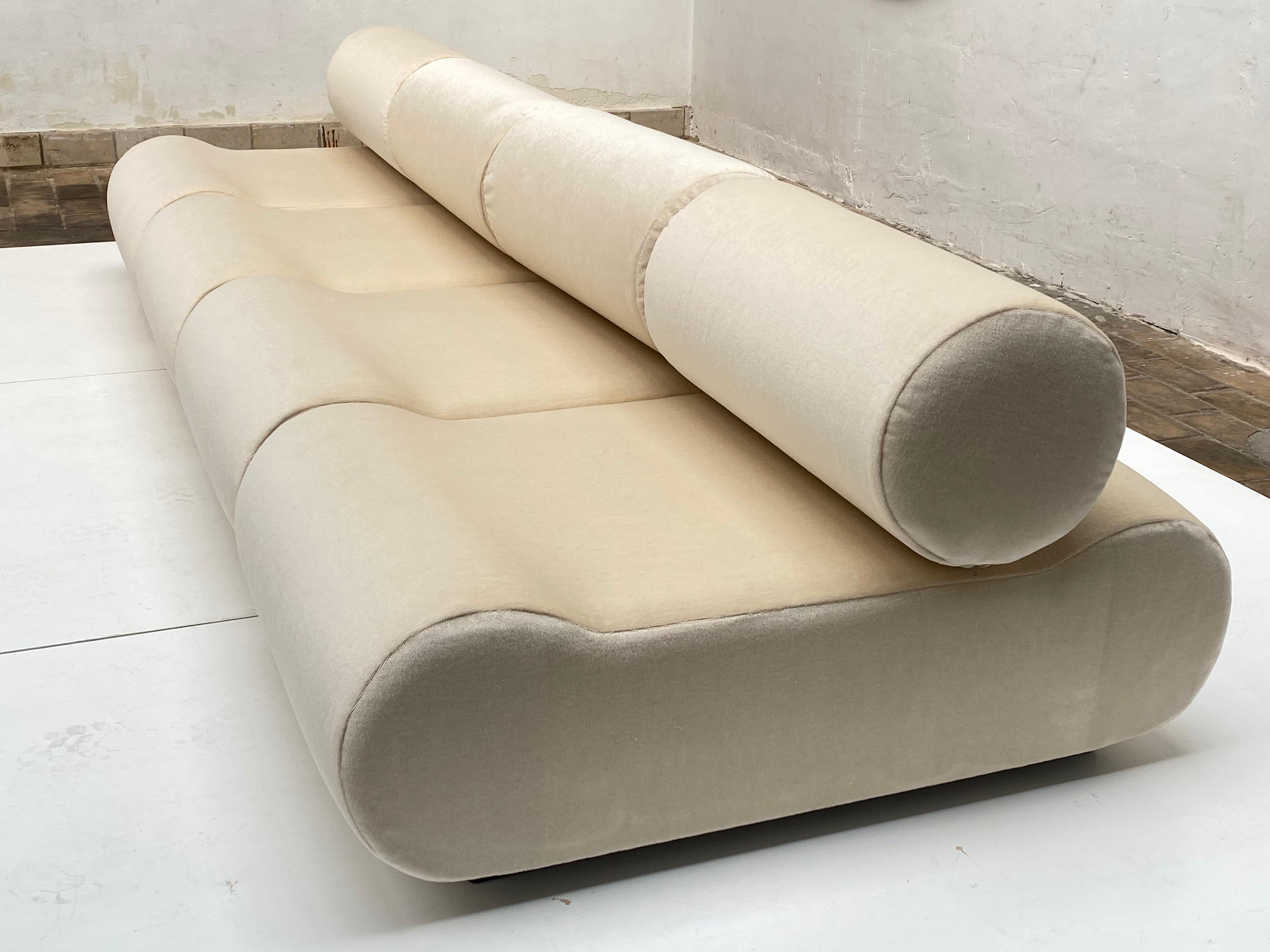 German Seating as Minimalist Sculpture, 4 Elements by Uredat, 1969, Mohair Upholstery For Sale