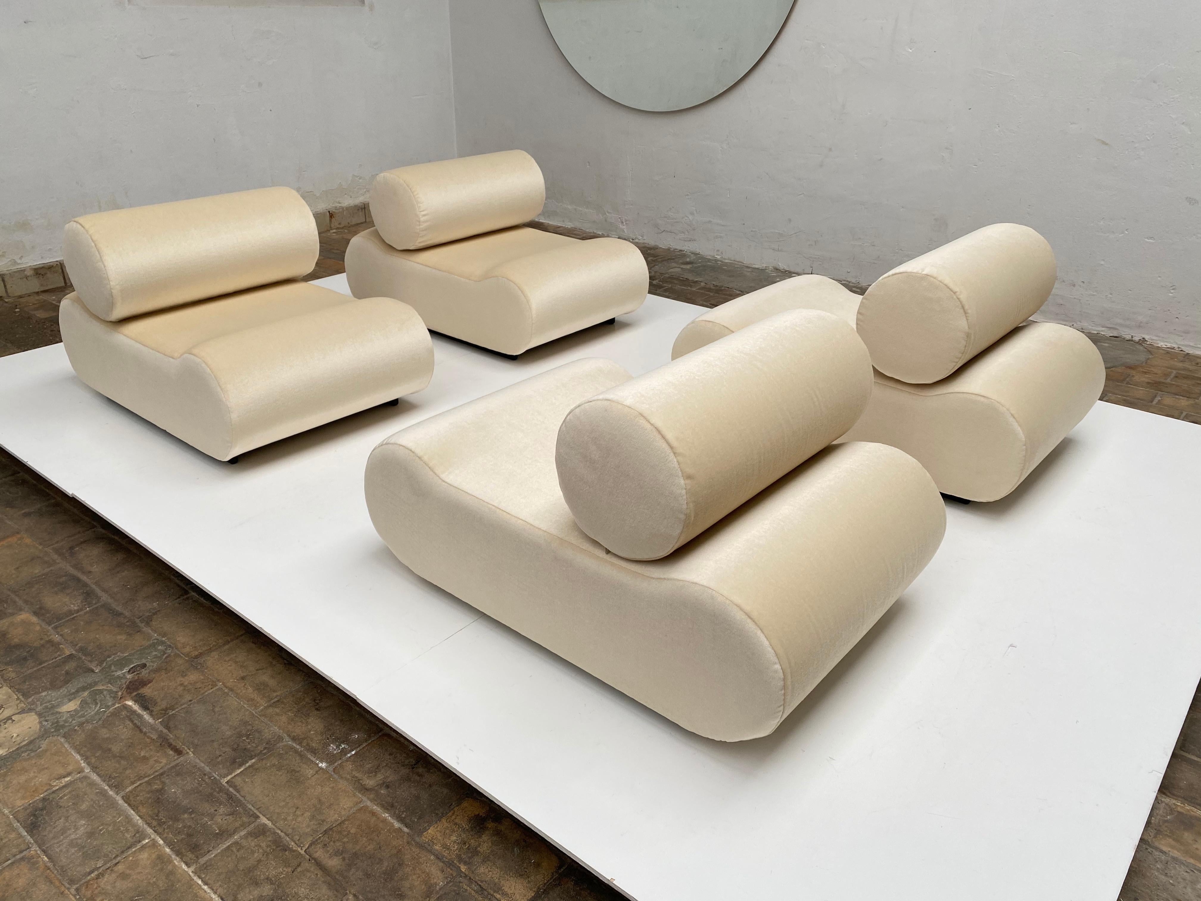 Seating as Minimalist Sculpture, 4 Elements by Uredat, 1969, Mohair Upholstery For Sale 11