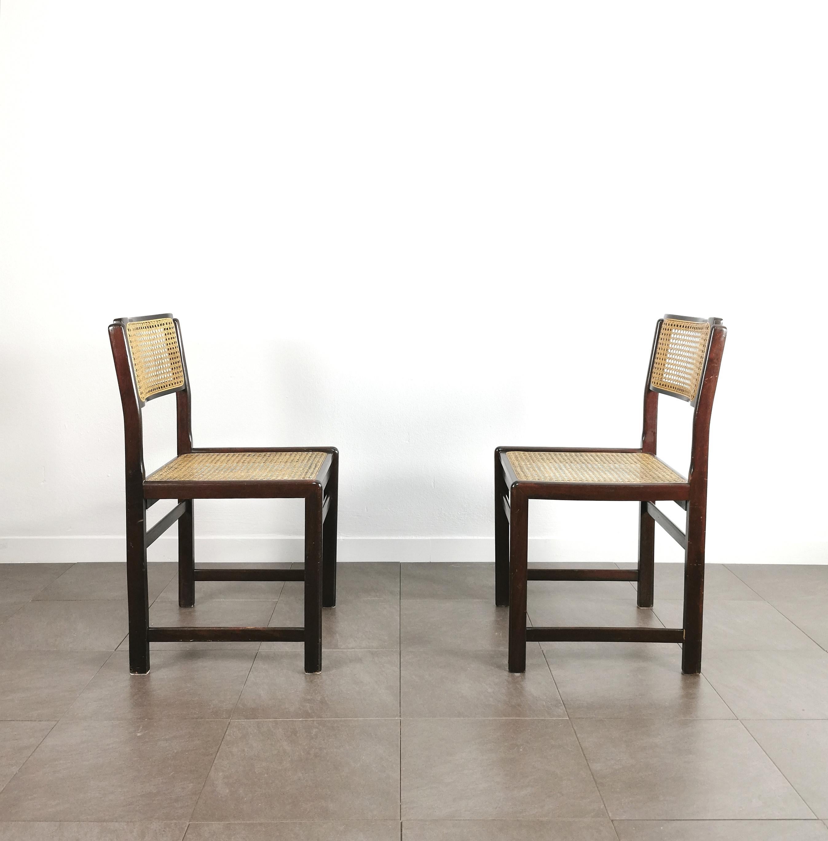Mid-Century Modern Seating Dining Chairs Wood Vienna Straw Midcentury Italian Design 1960s Set of 2 For Sale