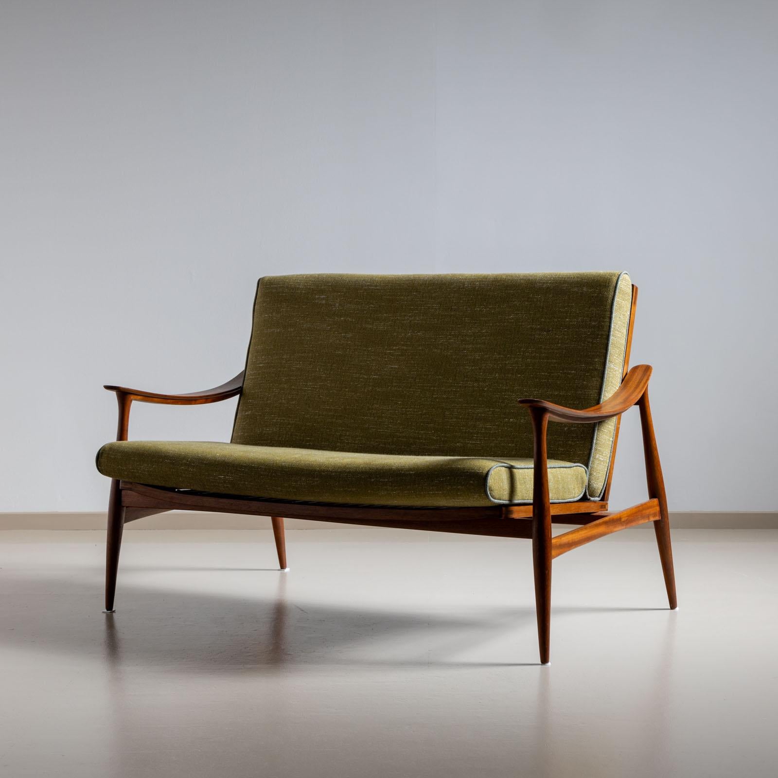 Mid-Century Modern Seating group, Denmark, 1960s  For Sale