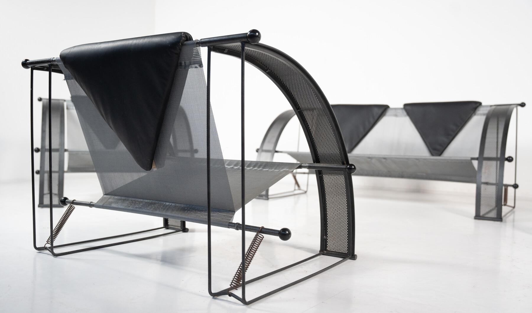 Ensemble de sièges dans le style de Mario Botta, Italie, années 1980 en vente 2